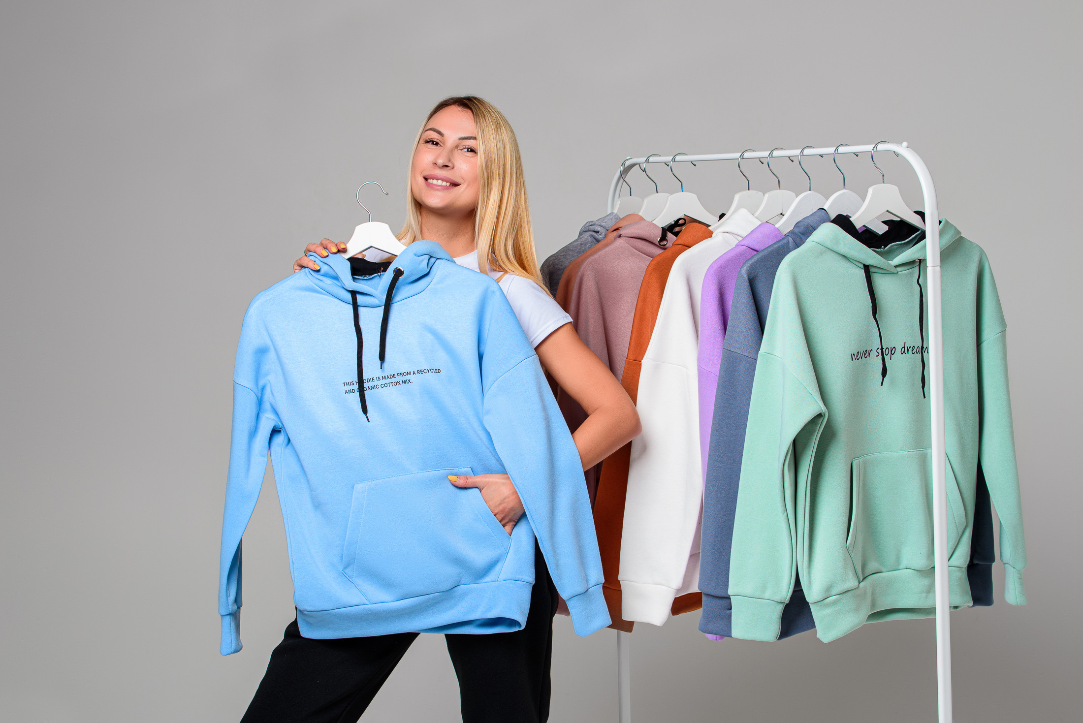 Предметный фотограф Сичковский Александр, Черновцы, фото для интернет магазина, фото для каталога, фото свадебных платьев, фуд-фотограф, фуд фото, предметний фотограф Чернівці, контент зйомка, Чернівці фотограф, Професійна предметна фотографія для бізнесу у Чернівцях, Каталожна зйомка товарів для інтернет-магазину – Чернівці, Рекламна фотографія для брендів і підприємців, Контент-фото для соцмереж та маркетплейсів – зйомка у студії, Фотозйомка товарів на білому фоні для маркетплейсів, Послуги предметного фотографа для бізнесу в Чернівцях, Зйомка товарів для сайтів, Instagram та маркетплейсів, Рекламна і комерційна фотографія під ключ, Контент-зйомка для брендів, магазинів, ресторанів