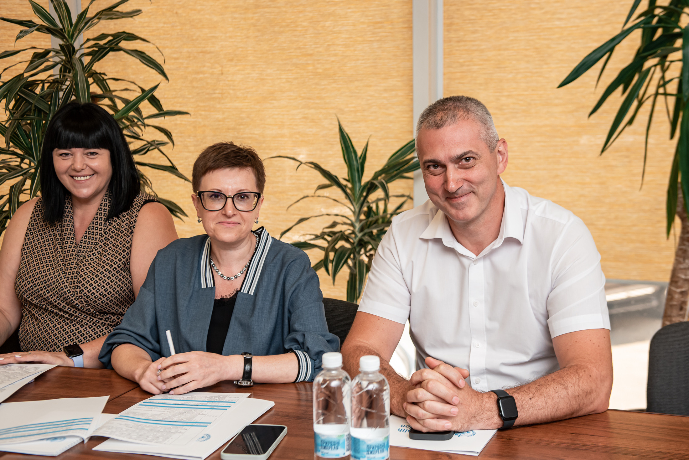 Індивідуальні зйомки та репортаж подій. Предметний фотограф Чернівці для інтернет магазину, сайту, каталогу, контент для бізнесу