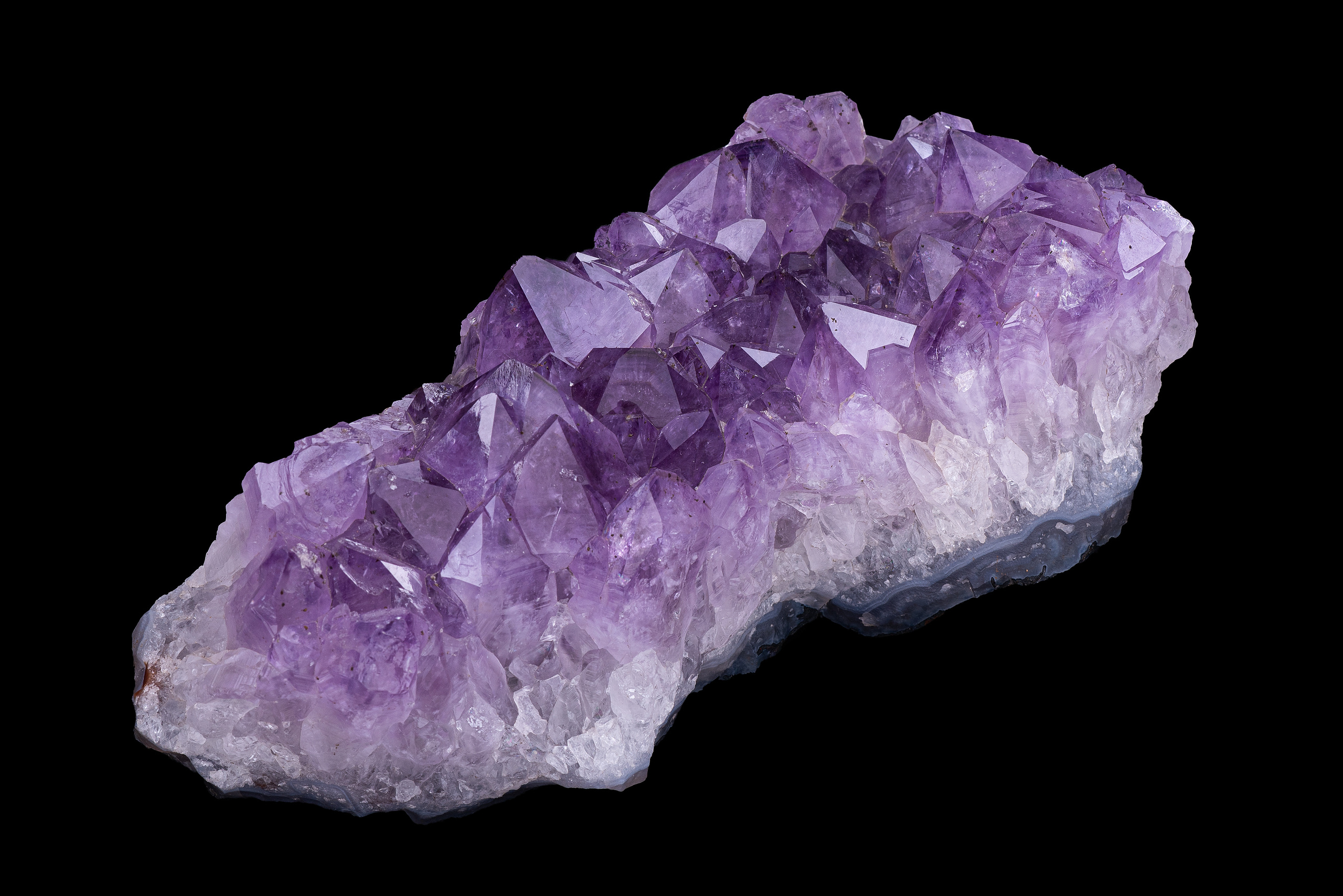 Предметна та каталожна фотографія. Предметний фотограф Чернівці для інтернет магазину, сайту, каталогу, контент для бізнесу