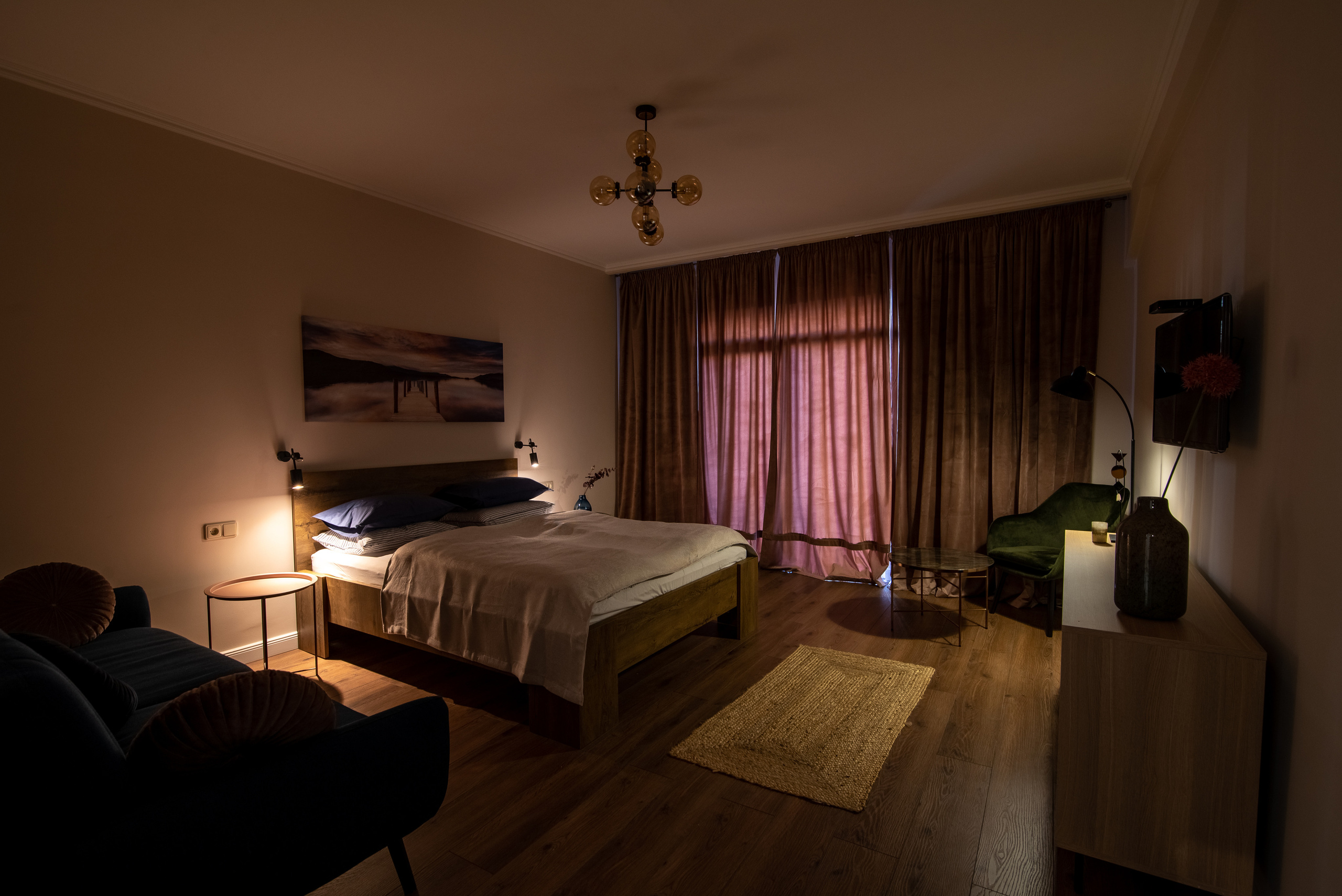 Інтер'єрна фотографія, інтер'єрний фотограф Чернівці, фото для закладу. Предметний фотограф Чернівці для інтернет магазину, сайту, каталогу, контент для бізнесу