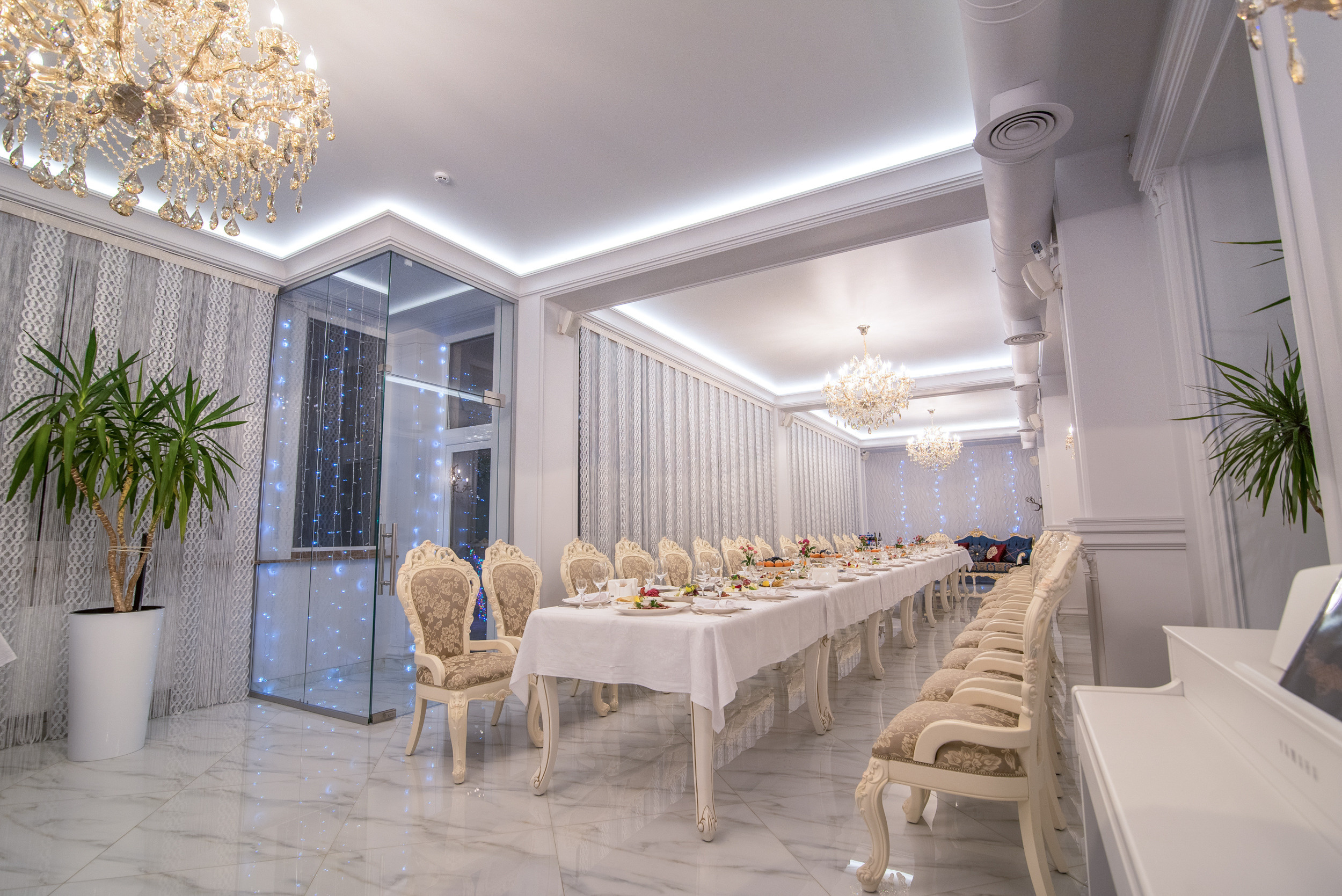 Інтер'єрна фотографія, інтер'єрний фотограф Чернівці, фото для закладу. Предметний фотограф Чернівці для інтернет магазину, сайту, каталогу, контент для бізнесу