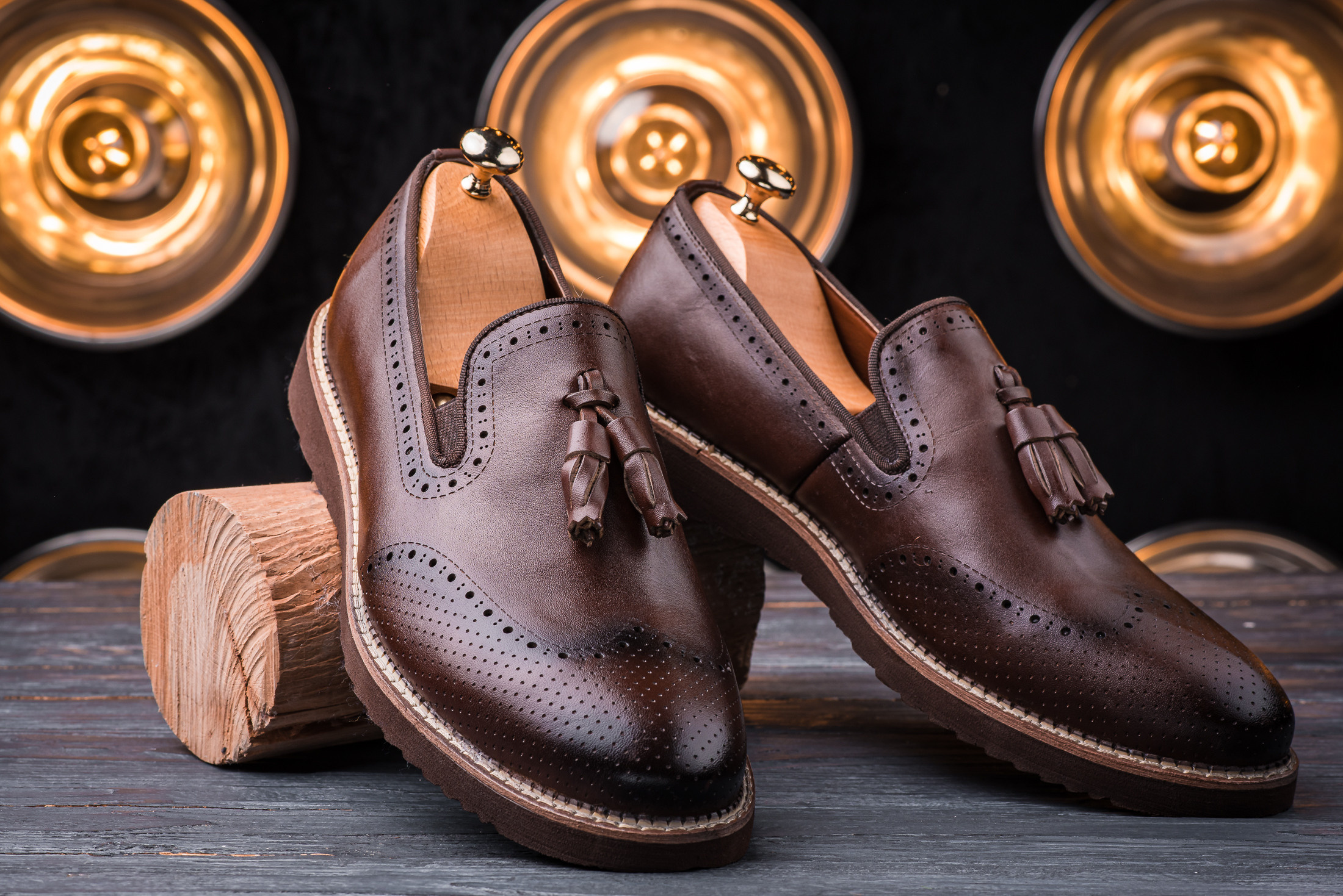 Предметна та каталожна фотографія. Предметний фотограф Чернівці для інтернет магазину, сайту, каталогу, контент для бізнесу