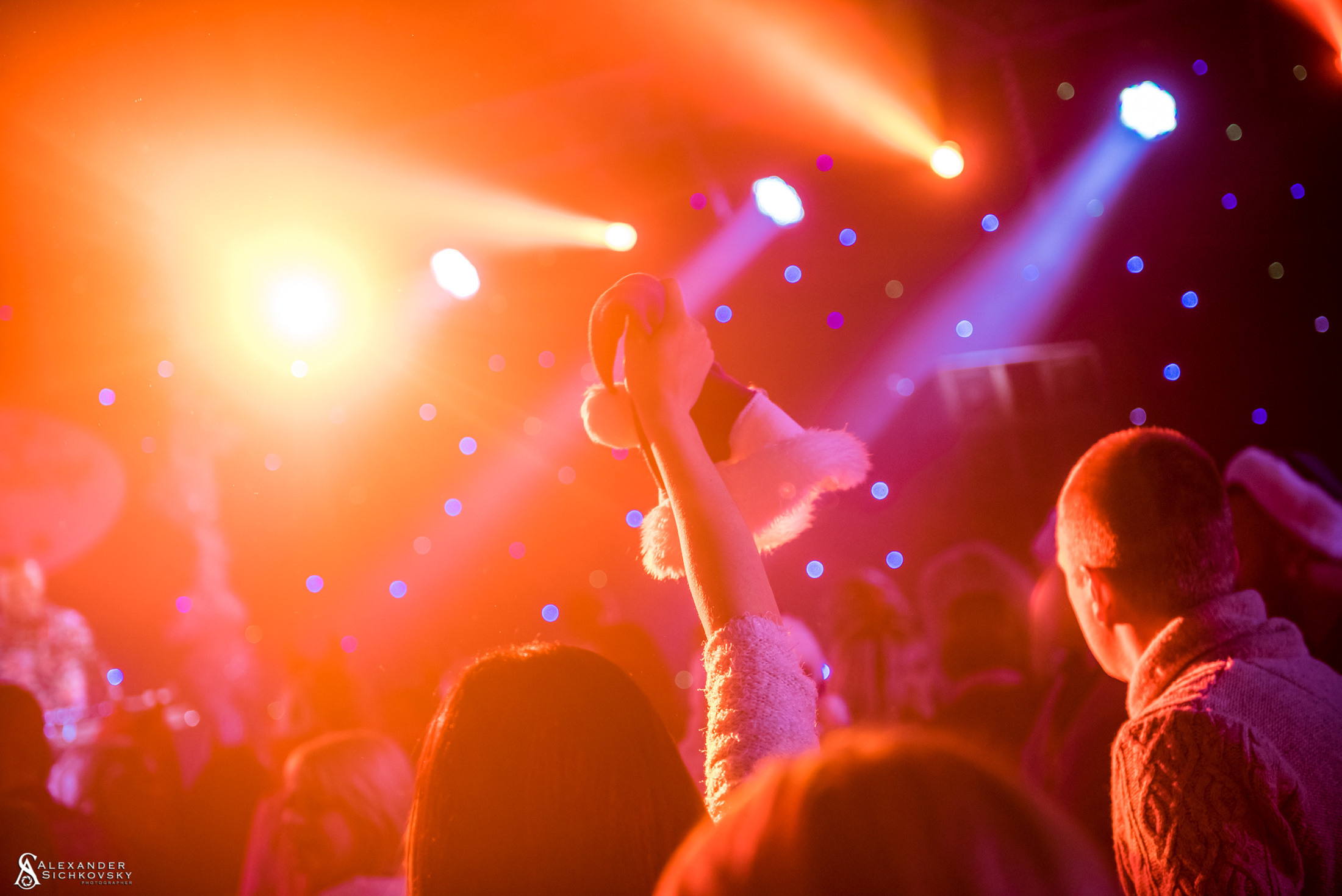 Індивідуальні зйомки та репортаж подій. Предметний фотограф Чернівці для інтернет магазину, сайту, каталогу, контент для бізнесу