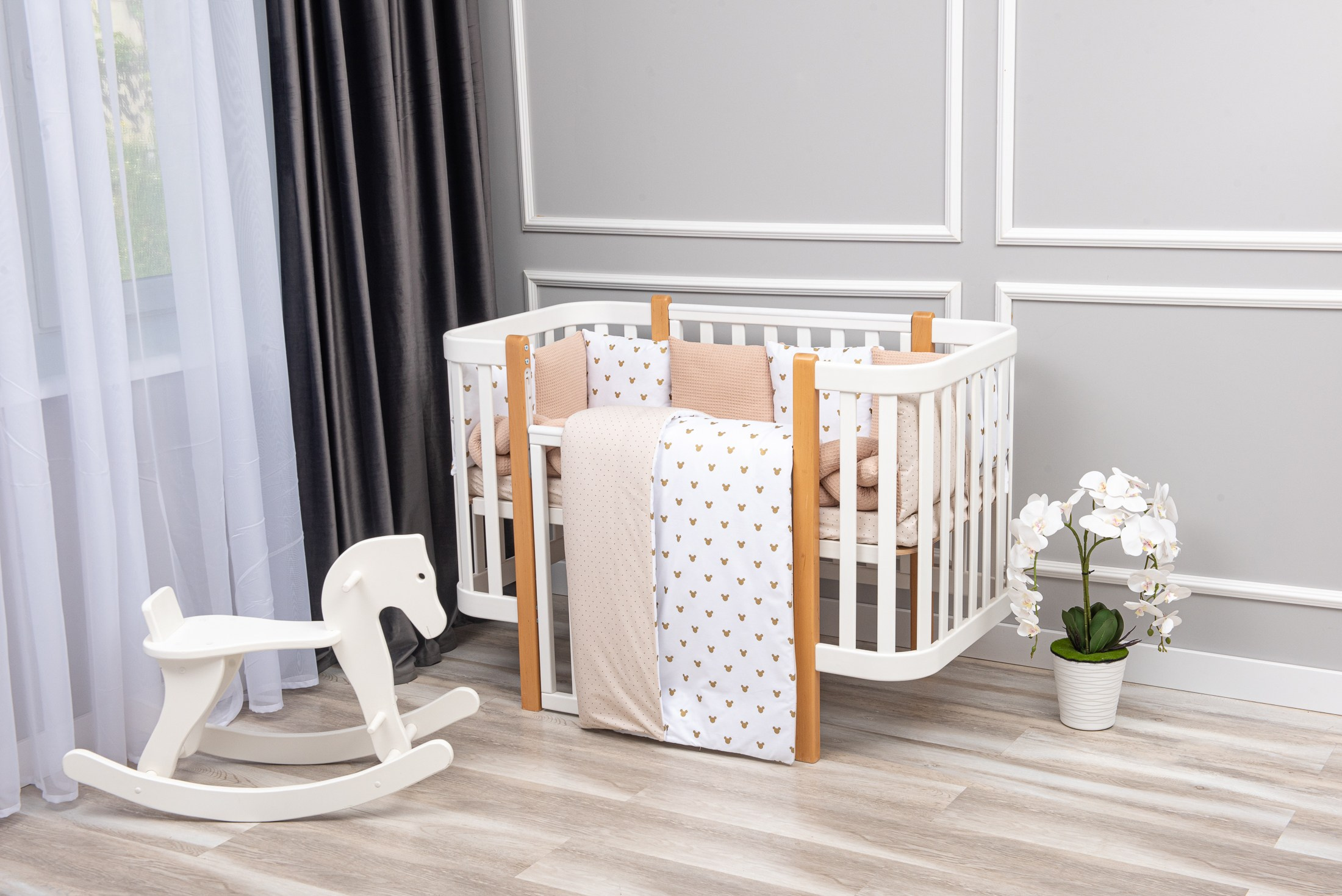 Предметна та каталожна фотографія. Предметний фотограф Чернівці для інтернет магазину, сайту, каталогу, контент для бізнесу