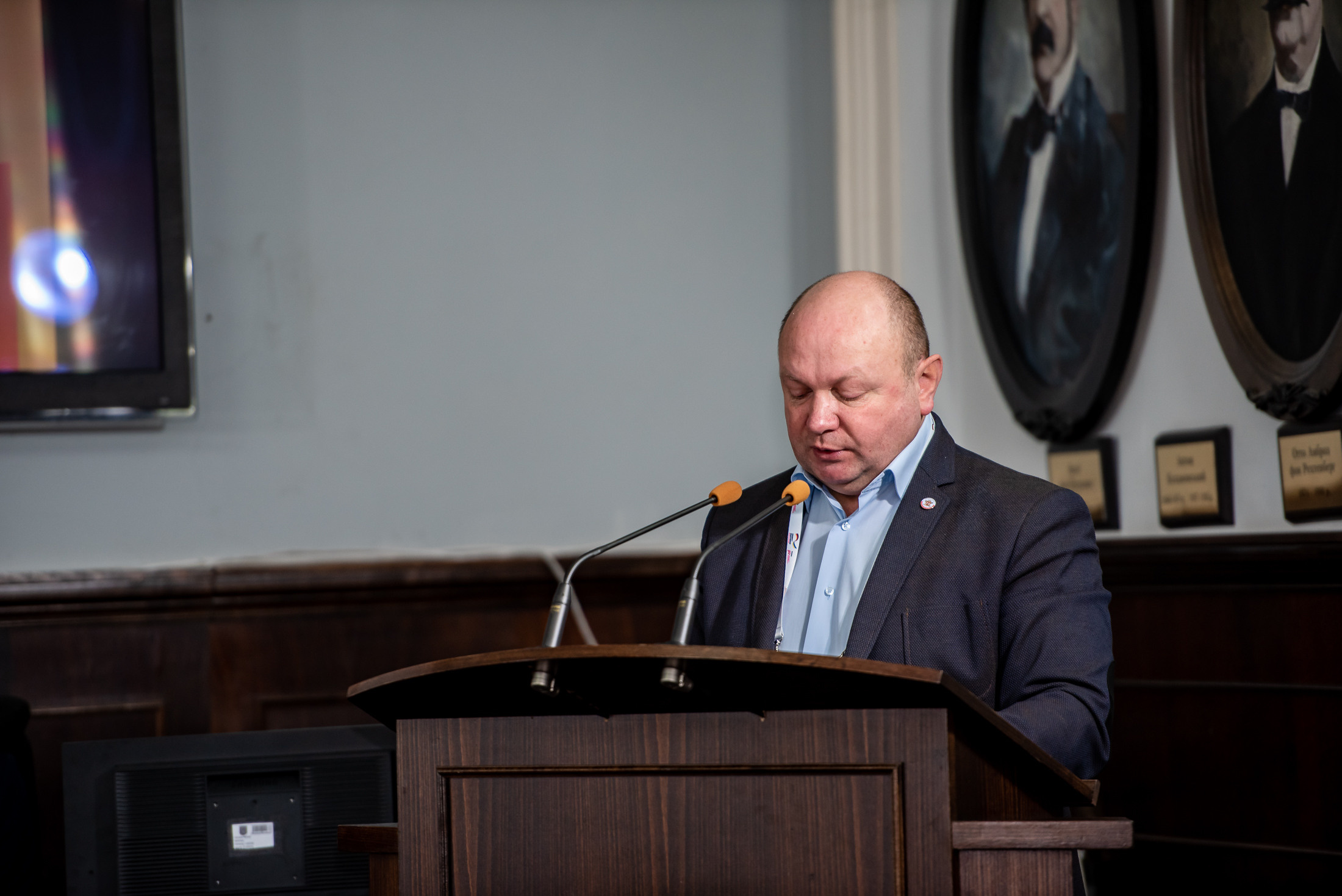 Індивідуальні зйомки та репортаж подій. Предметний фотограф Чернівці для інтернет магазину, сайту, каталогу, контент для бізнесу