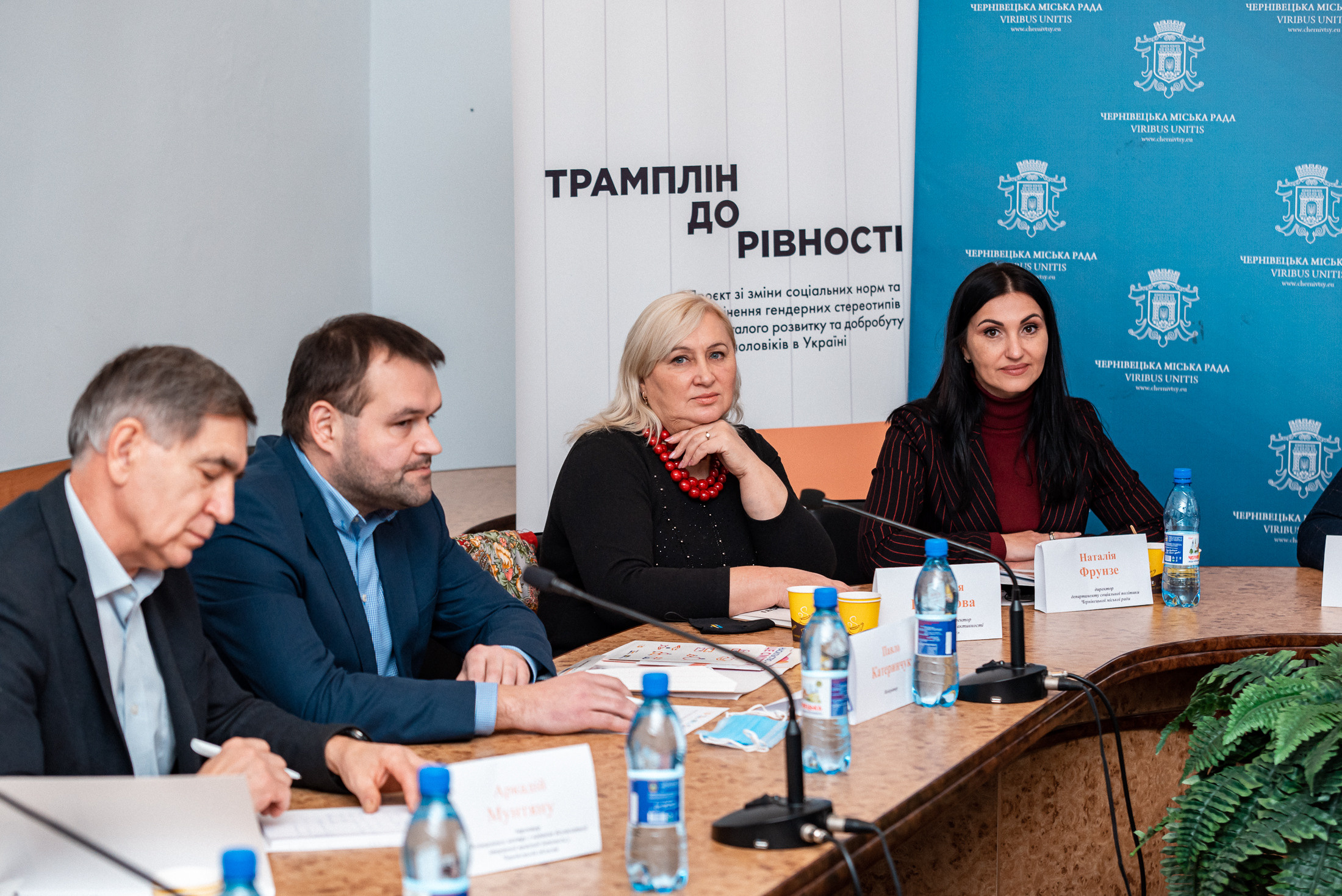 Індивідуальні зйомки та репортаж подій. Предметний фотограф Чернівці для інтернет магазину, сайту, каталогу, контент для бізнесу