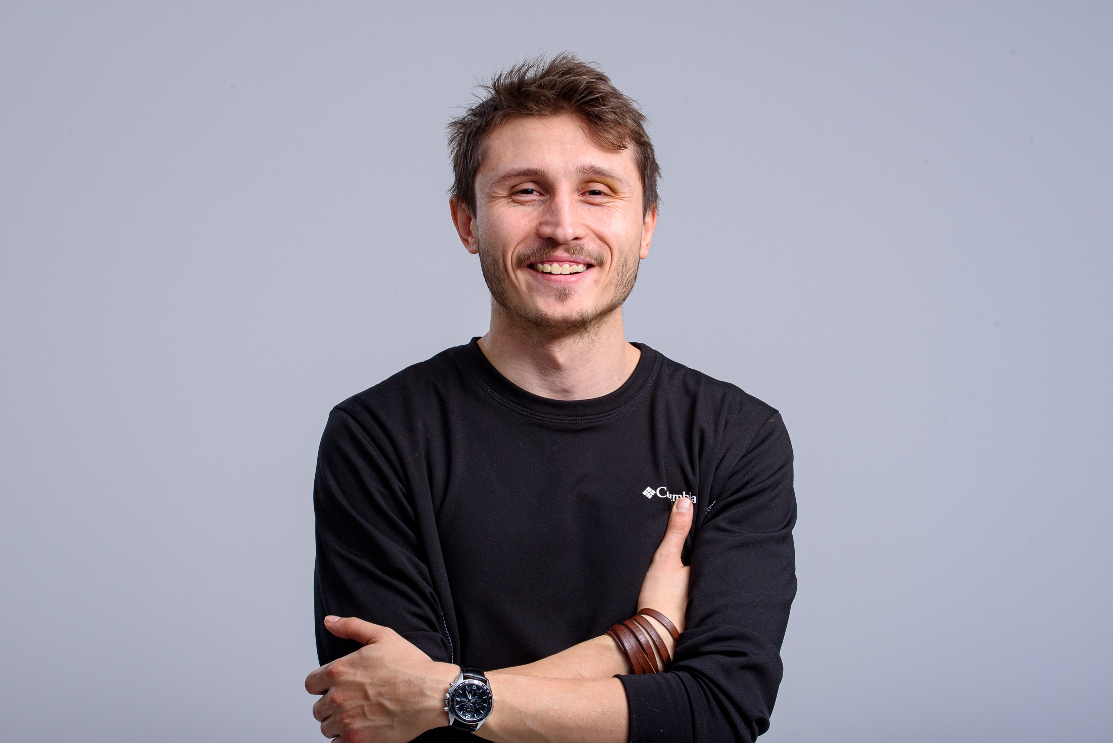 Індивідуальні зйомки та репортаж подій. Предметний фотограф Чернівці для інтернет магазину, сайту, каталогу, контент для бізнесу