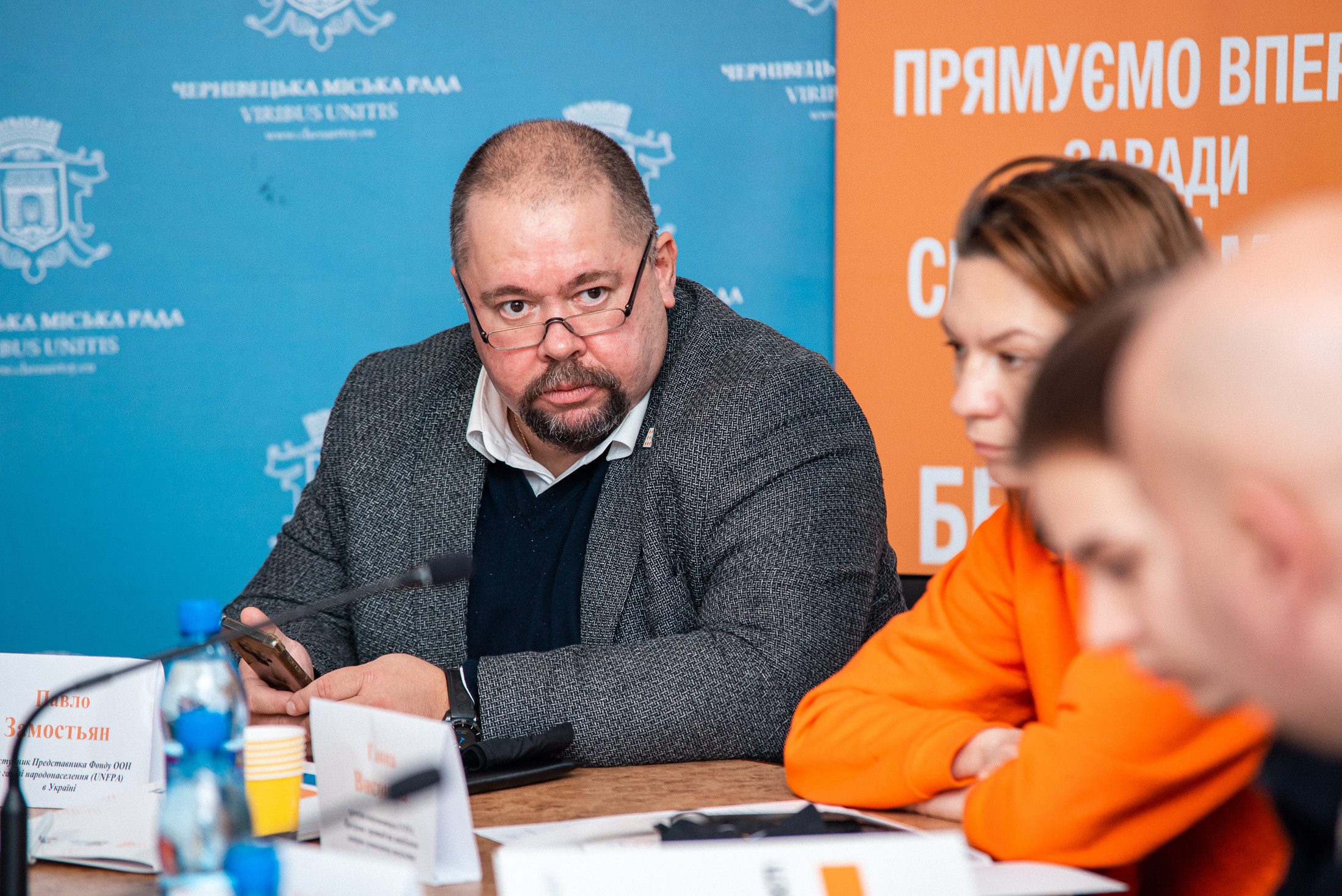 Індивідуальні зйомки та репортаж подій. Предметний фотограф Чернівці для інтернет магазину, сайту, каталогу, контент для бізнесу