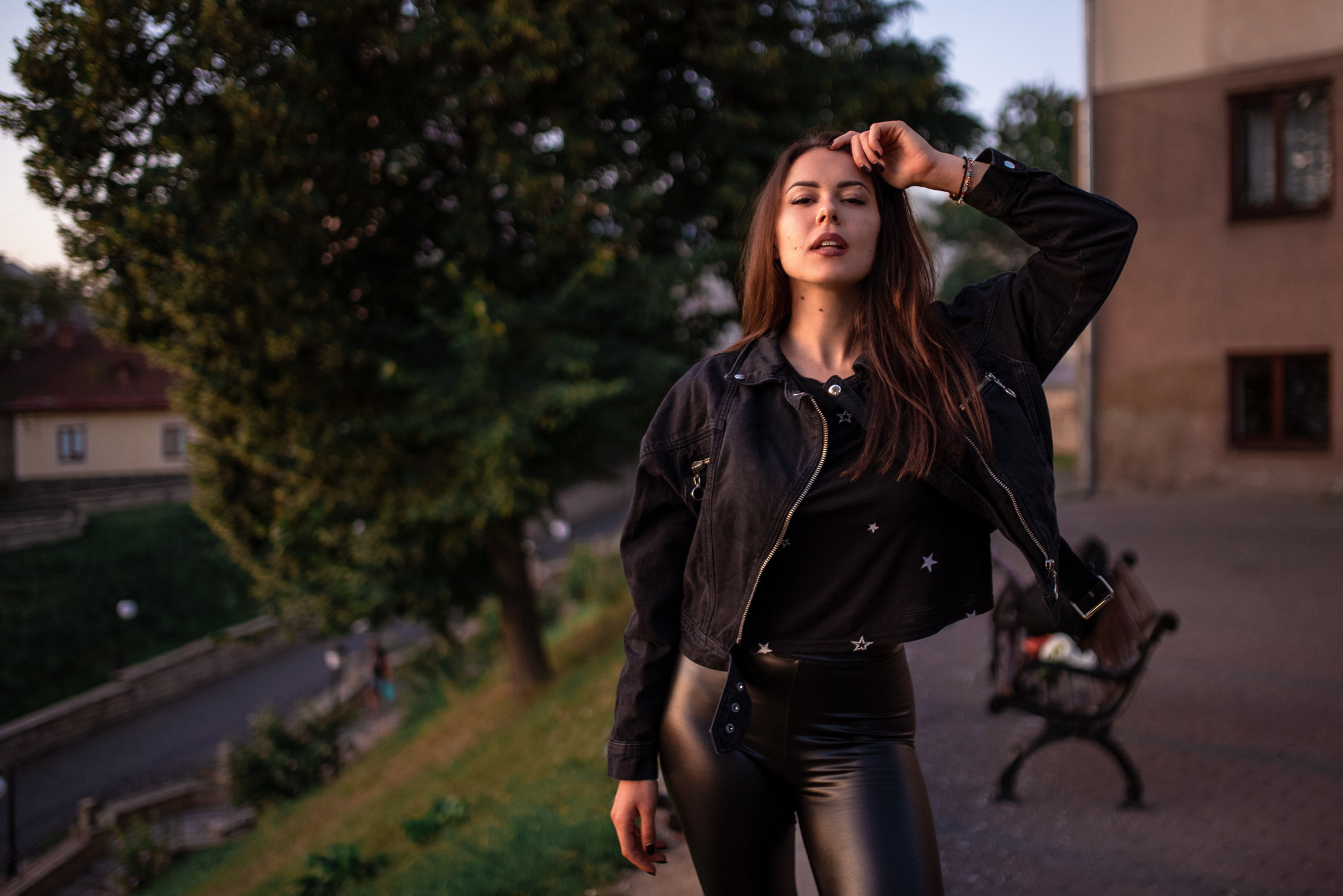 Індивідуальні зйомки та репортаж подій. Предметний фотограф Чернівці для інтернет магазину, сайту, каталогу, контент для бізнесу