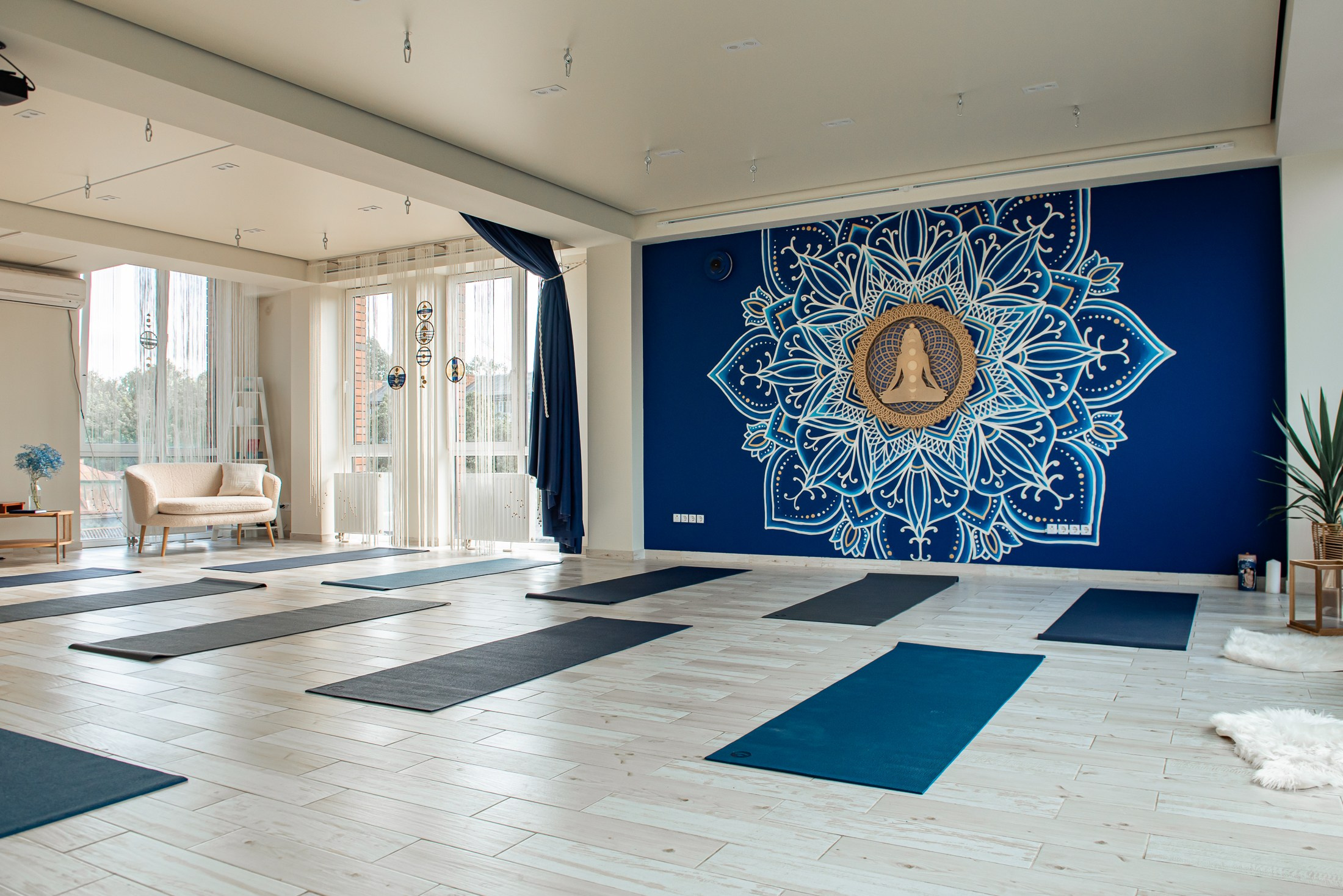 Інтер'єрна фотографія, інтер'єрний фотограф Чернівці, фото для закладу. Предметний фотограф Чернівці для інтернет магазину, сайту, каталогу, контент для бізнесу