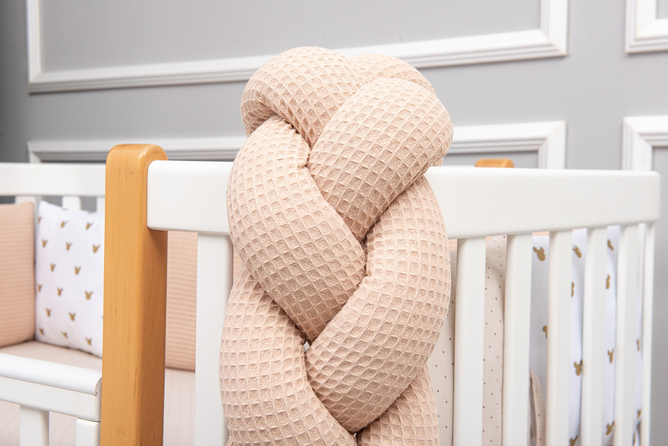 Предметна та каталожна фотографія. Предметний фотограф Чернівці для інтернет магазину, сайту, каталогу, контент для бізнесу