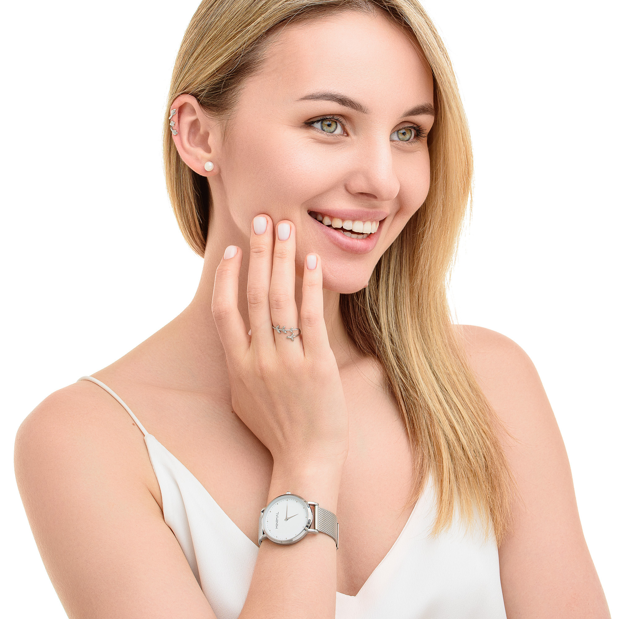 Фото ювелірних прикрас Чернівці, Україна, фотограф ювелірних виробів. Предметний фотограф Чернівці для інтернет магазину, сайту, каталогу, контент для бізнесу