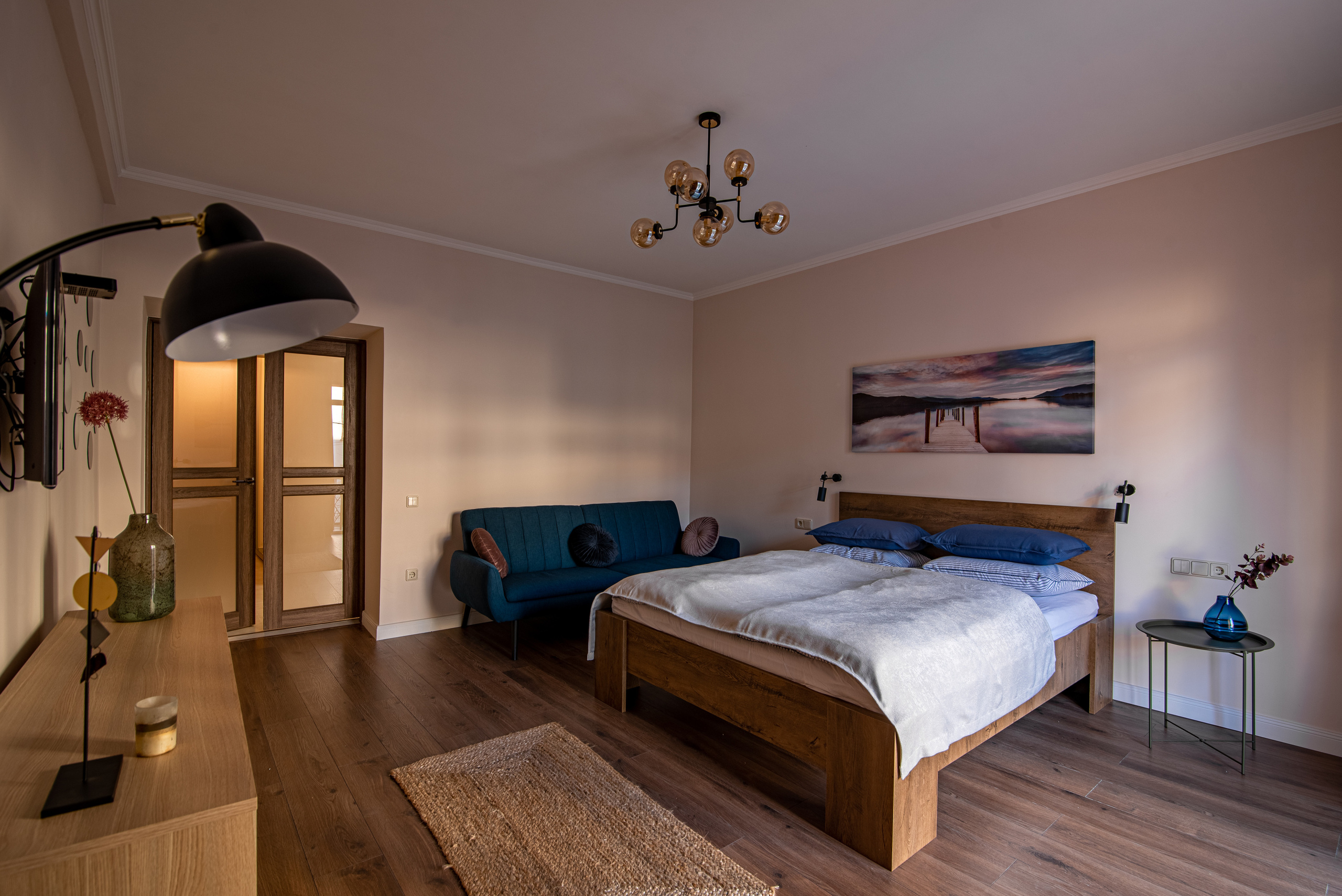 Інтер'єрна фотографія, інтер'єрний фотограф Чернівці, фото для закладу. Предметний фотограф Чернівці для інтернет магазину, сайту, каталогу, контент для бізнесу