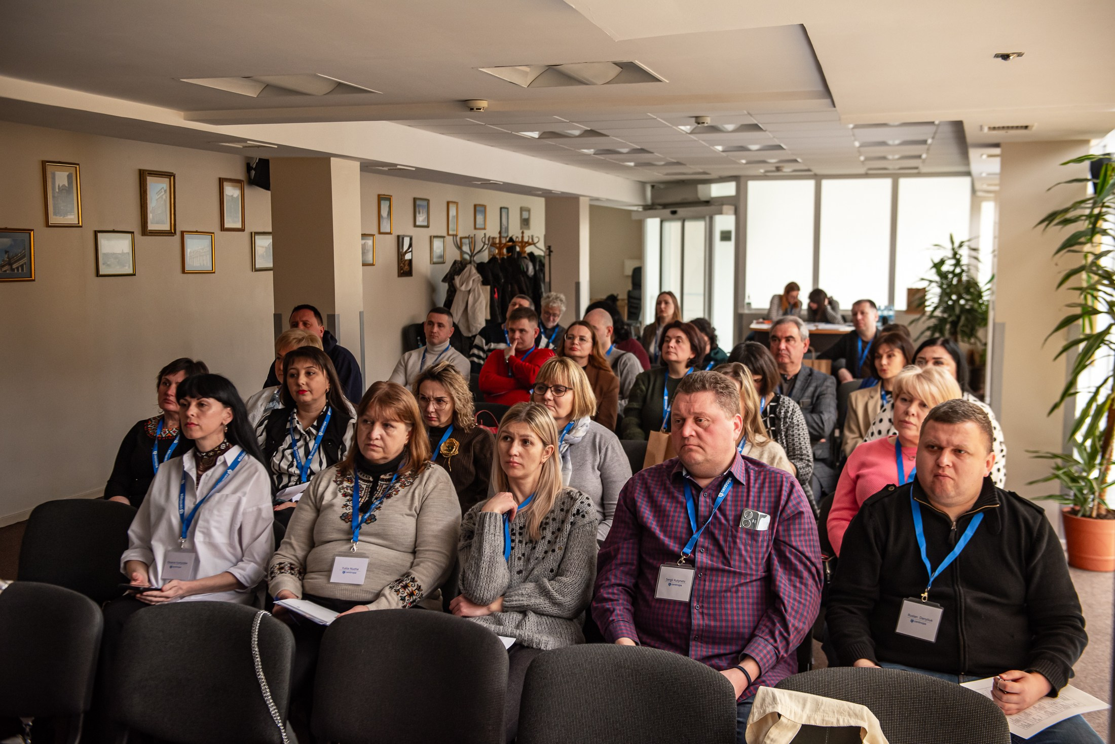 Індивідуальні зйомки та репортаж подій. Предметний фотограф Чернівці для інтернет магазину, сайту, каталогу, контент для бізнесу