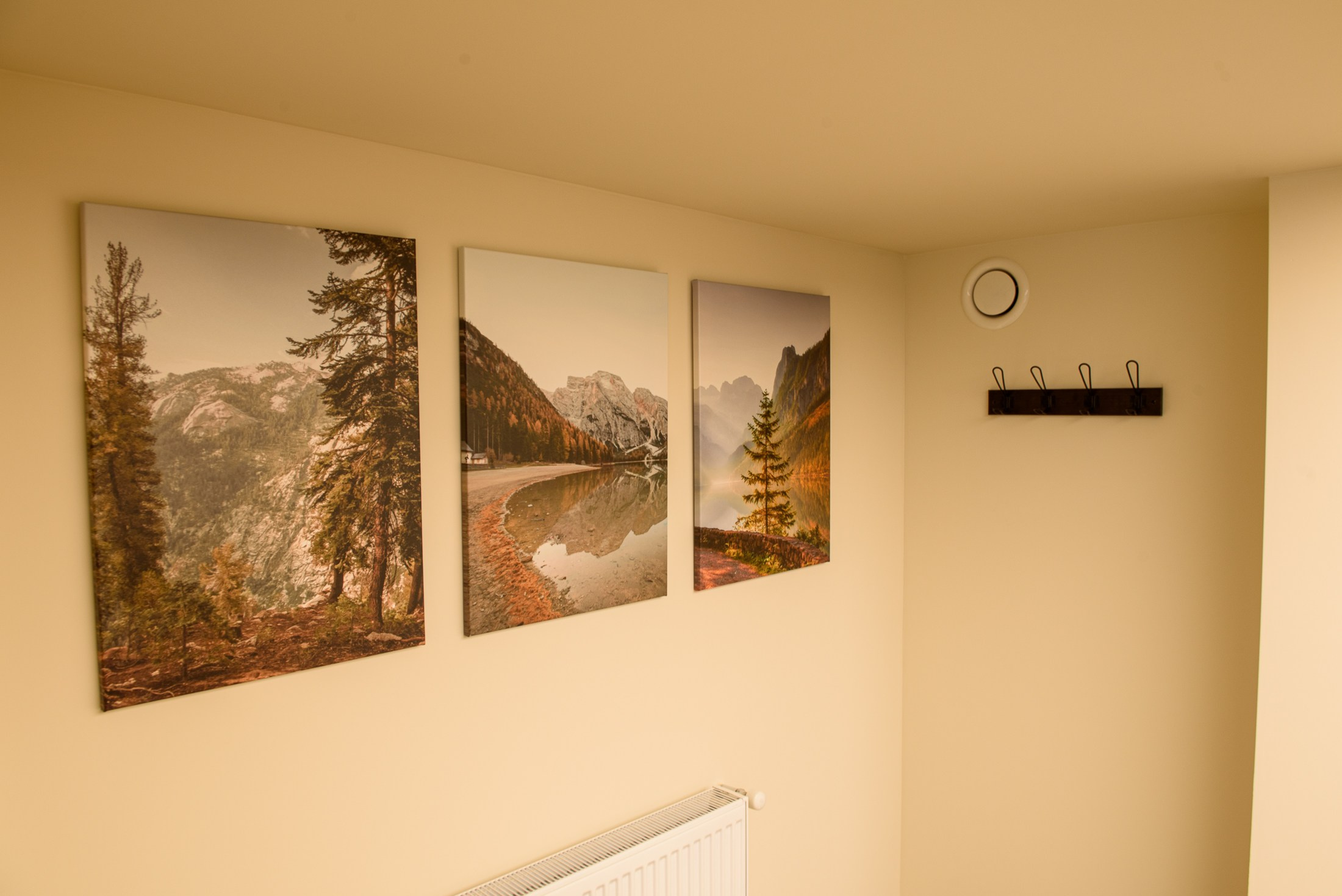 Інтер'єрна фотографія, інтер'єрний фотограф Чернівці, фото для закладу. Предметний фотограф Чернівці для інтернет магазину, сайту, каталогу, контент для бізнесу