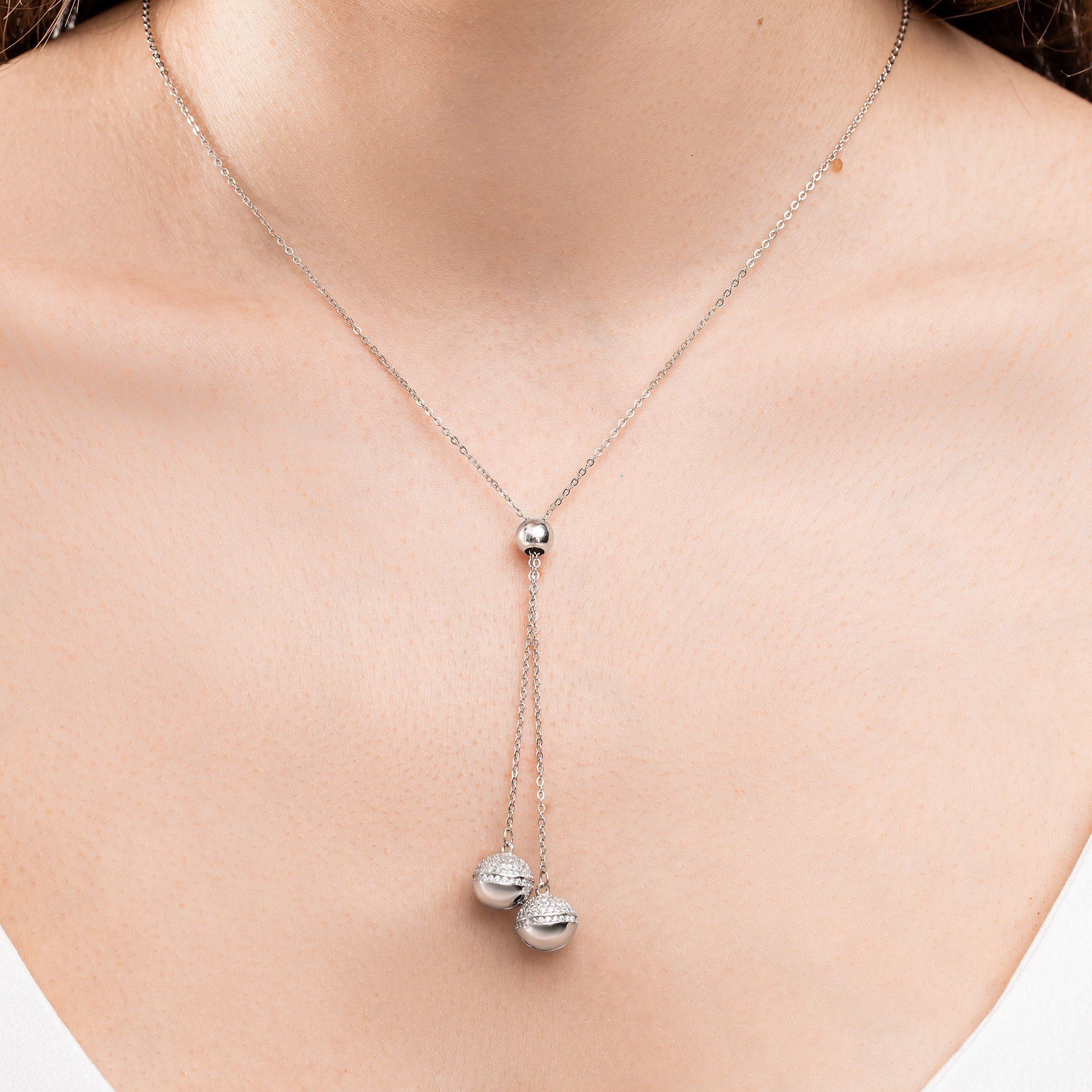 Фото ювелірних прикрас Чернівці, Україна, фотограф ювелірних виробів. Предметний фотограф Чернівці для інтернет магазину, сайту, каталогу, контент для бізнесу