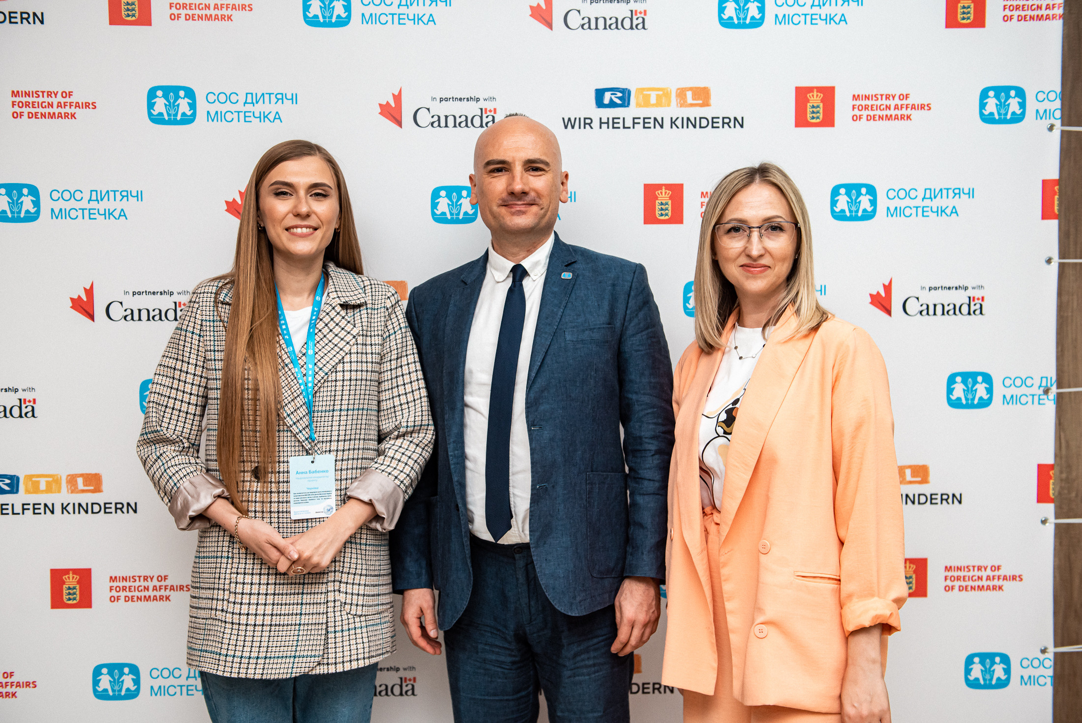 Індивідуальні зйомки та репортаж подій. Предметний фотограф Чернівці для інтернет магазину, сайту, каталогу, контент для бізнесу