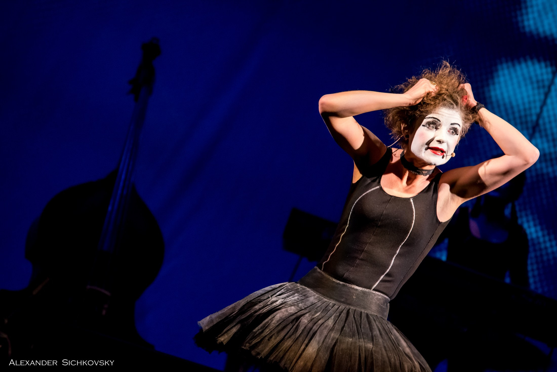 Індивідуальні зйомки та репортаж подій. Предметний фотограф Чернівці для інтернет магазину, сайту, каталогу, контент для бізнесу