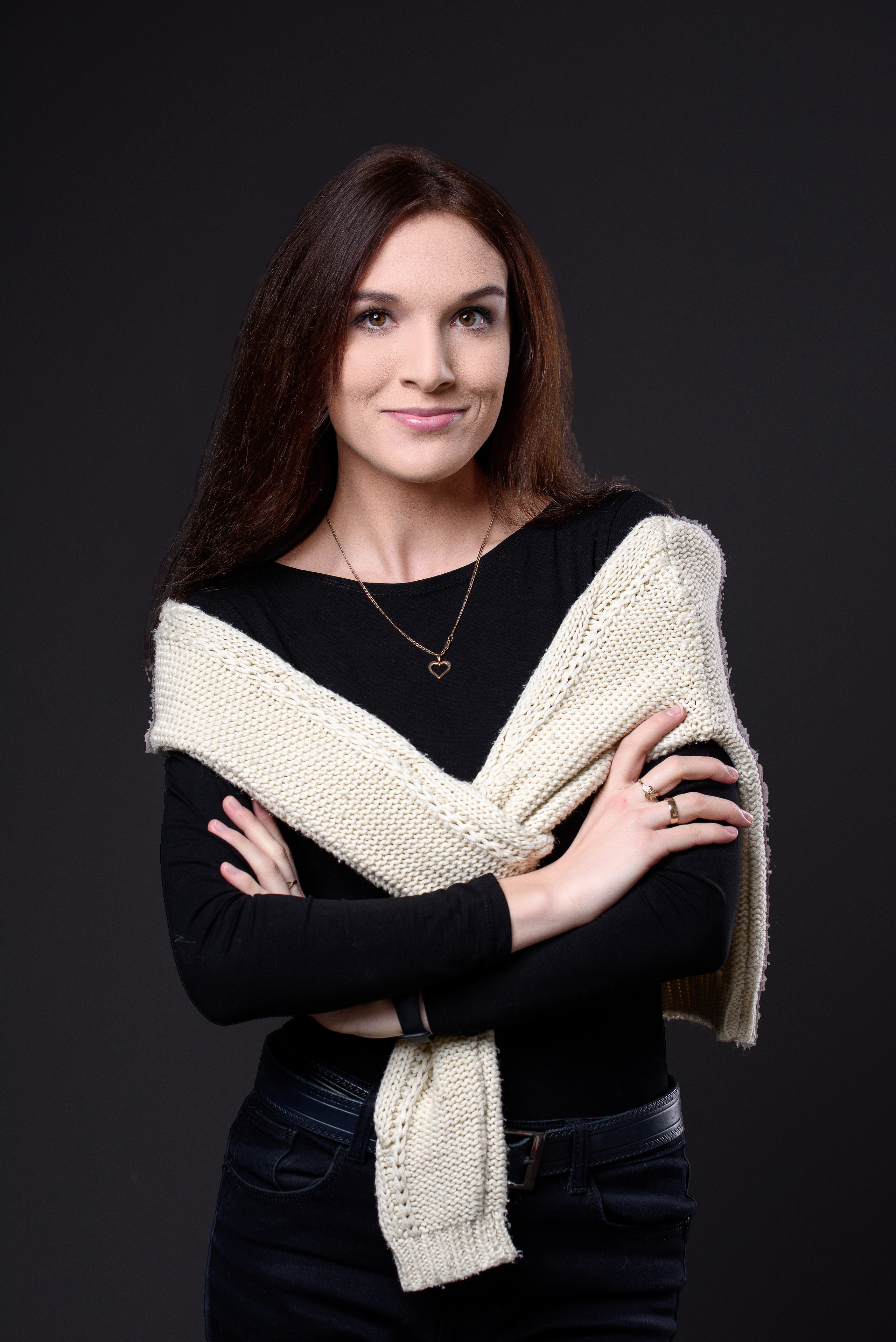 Бізнес портрет Чернівці, ділова портретна зйомка,. Предметний фотограф Чернівці для інтернет магазину, сайту, каталогу, контент для бізнесу