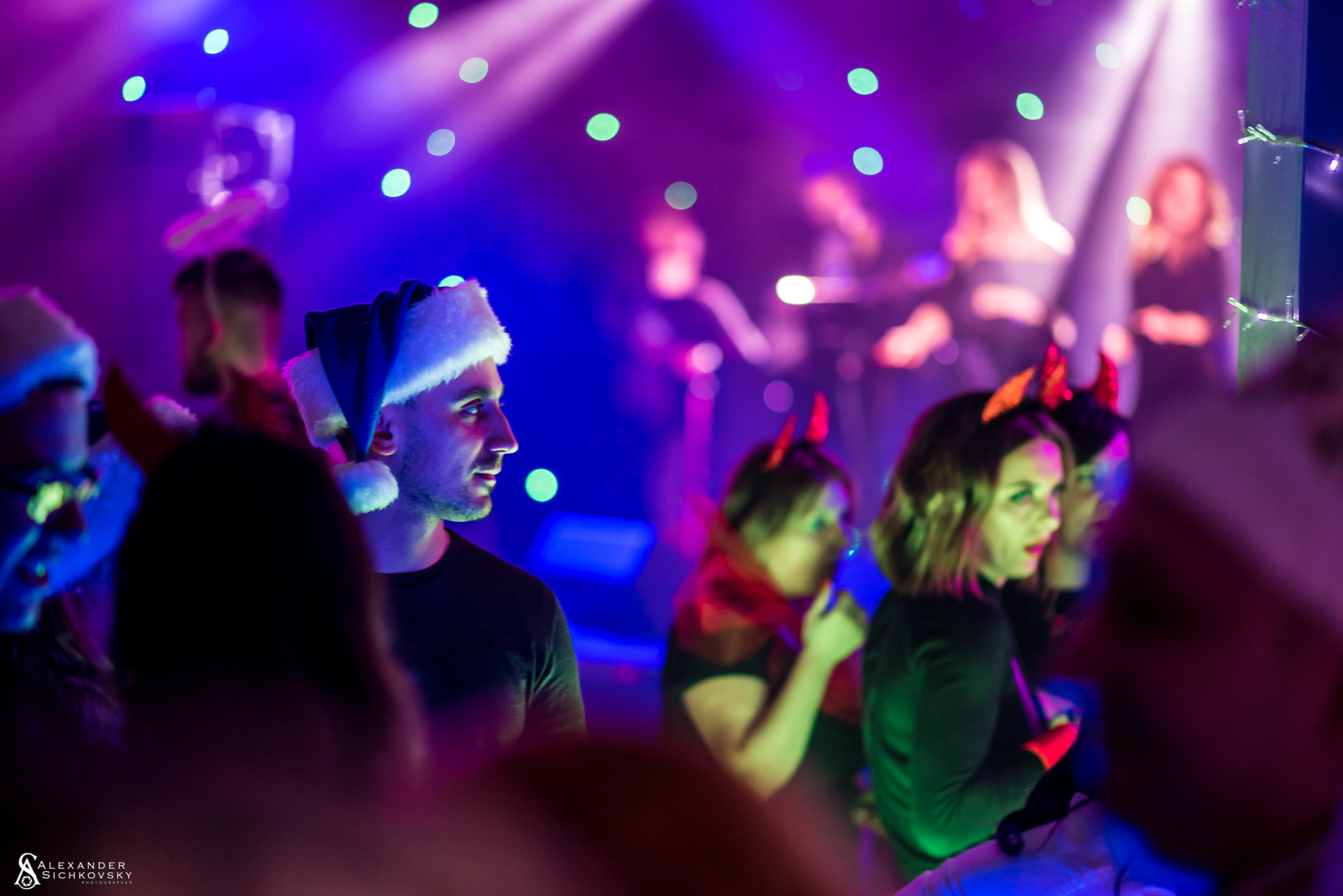 Індивідуальні зйомки та репортаж подій. Предметний фотограф Чернівці для інтернет магазину, сайту, каталогу, контент для бізнесу