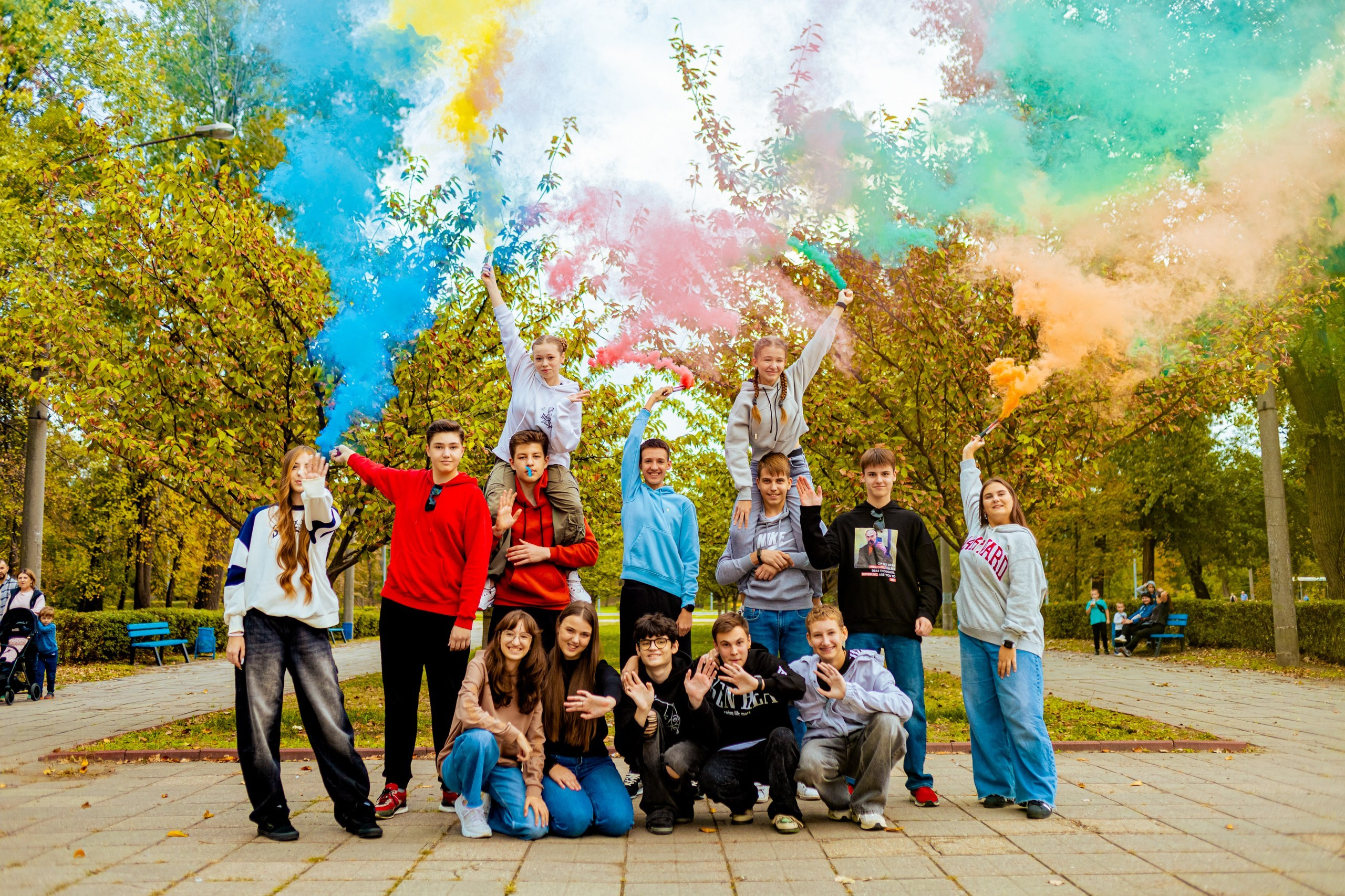 Вулична зйомка школярів (Дубова роща). Фотограф Катерина Ковальчук