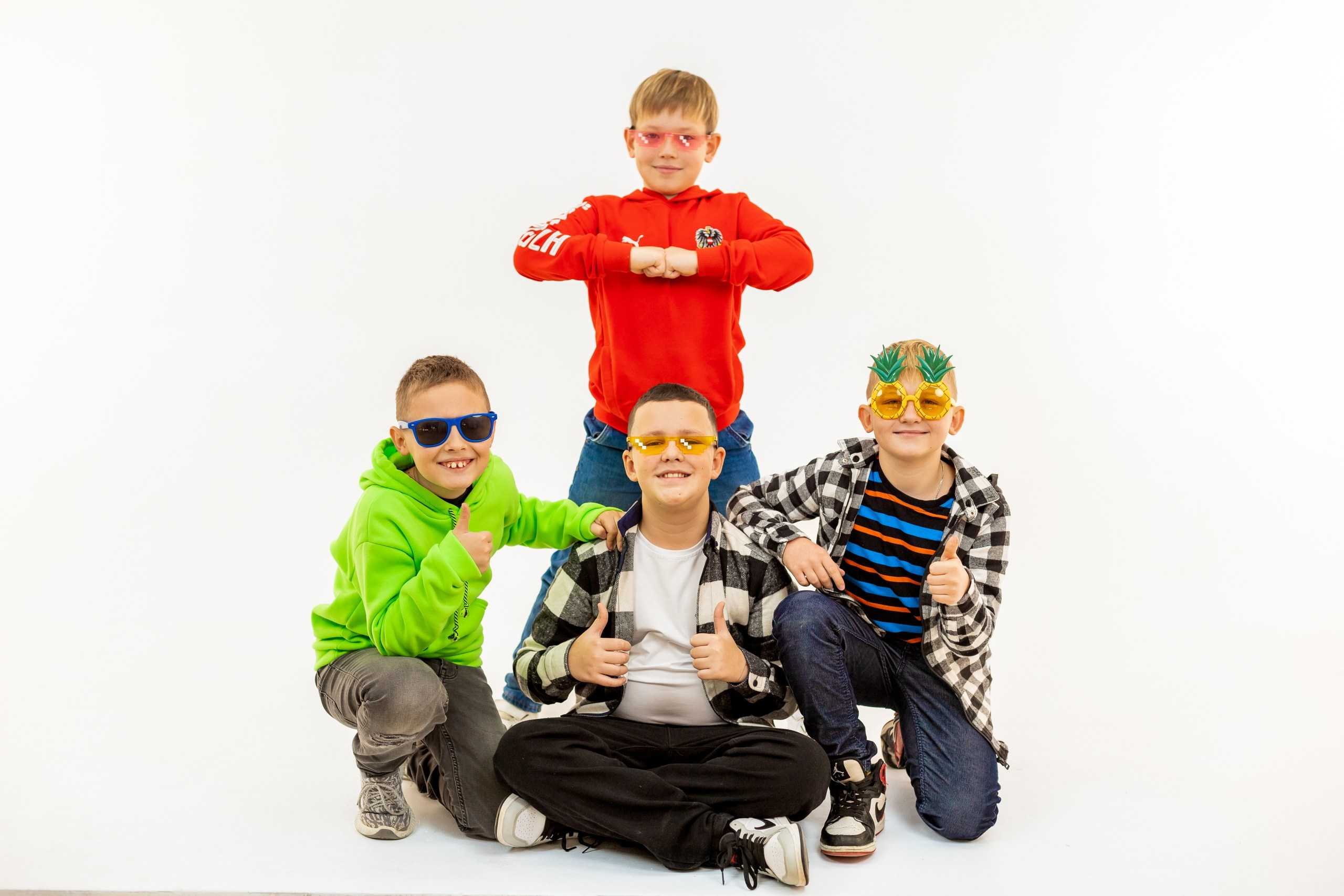 Шкільна студійна зйомка. Фотограф Катерина Ковальчук