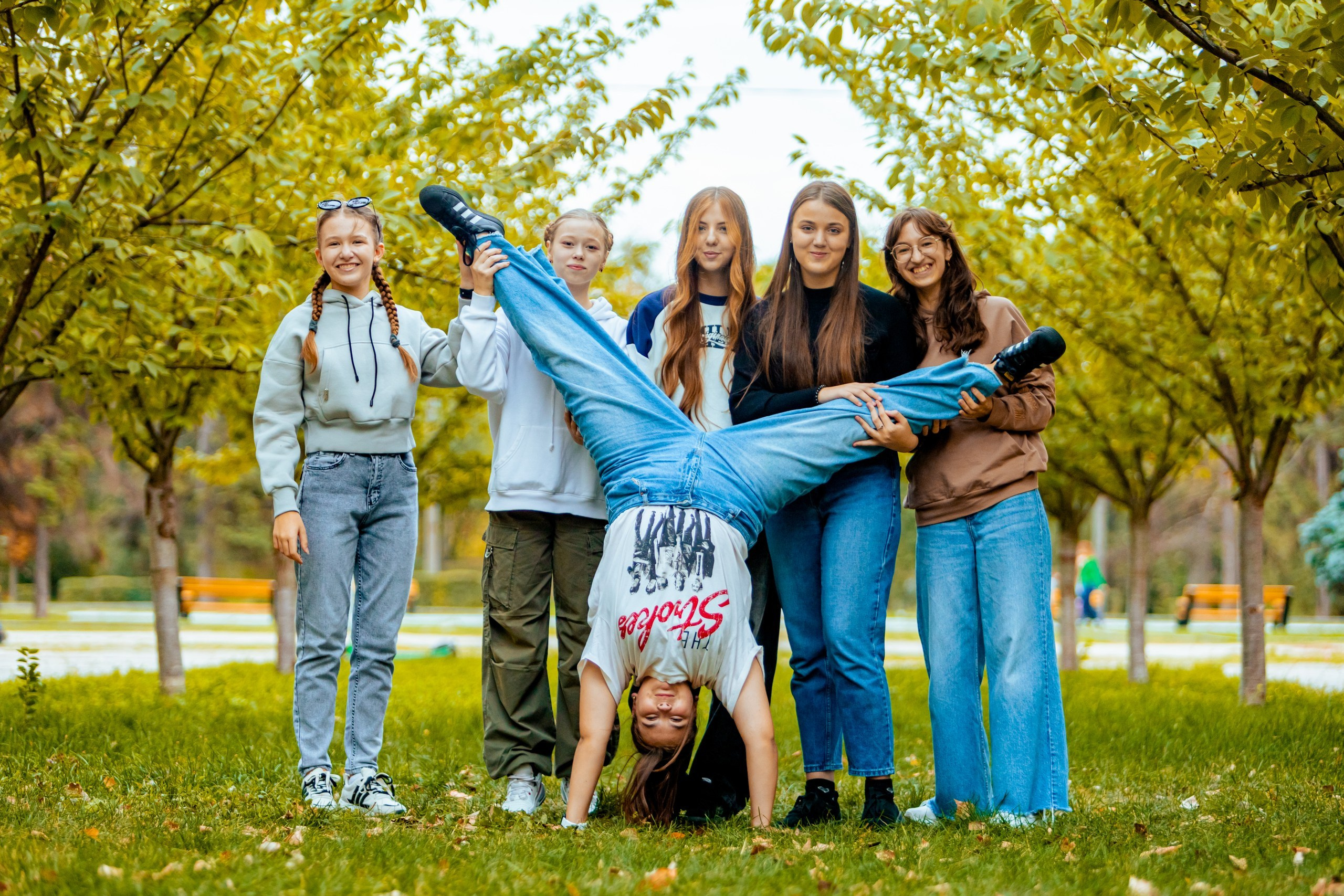 Вулична зйомка школярів (Дубова роща). Фотограф Катерина Ковальчук