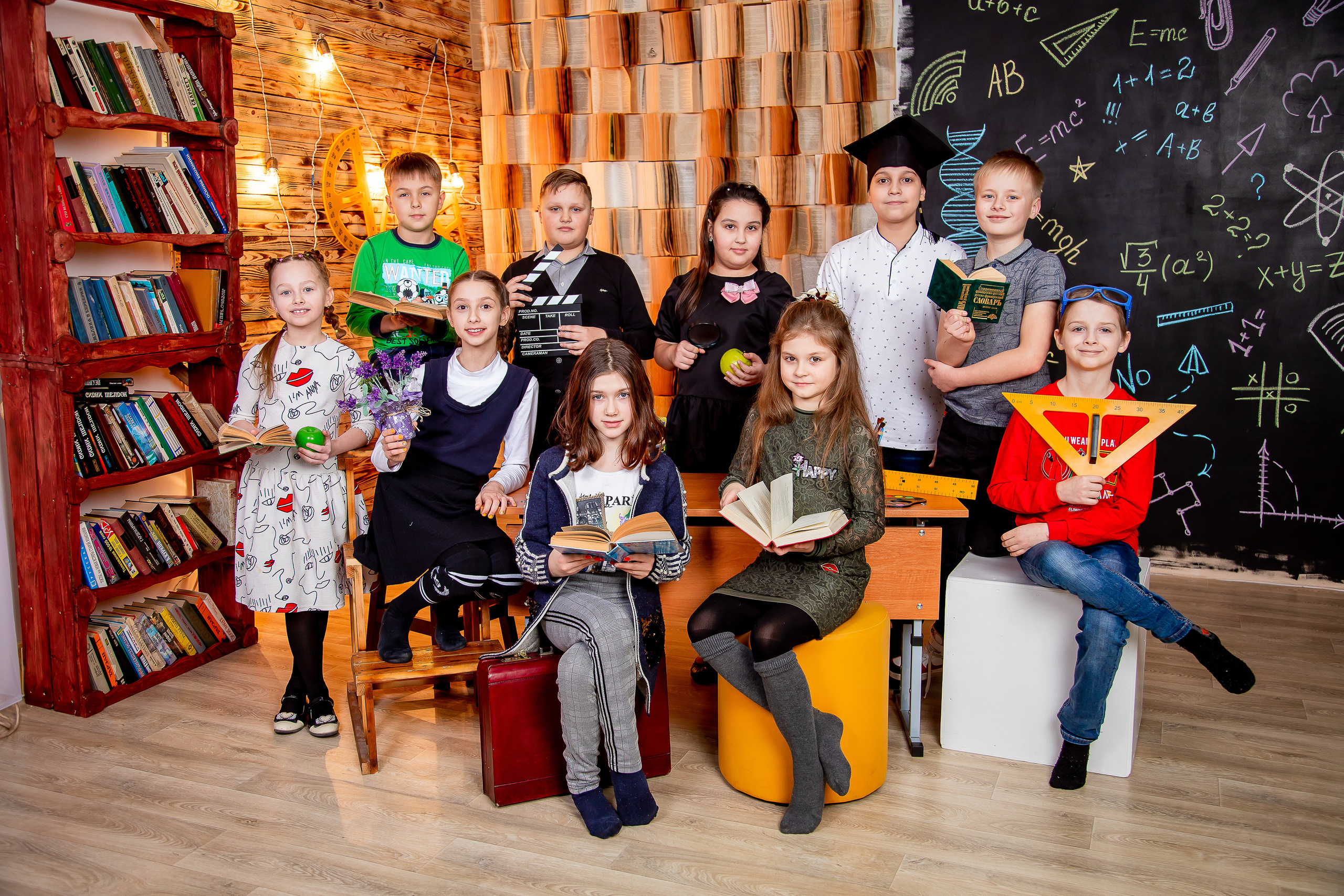 Шкільна студійна зйомка. Фотограф Катерина Ковальчук