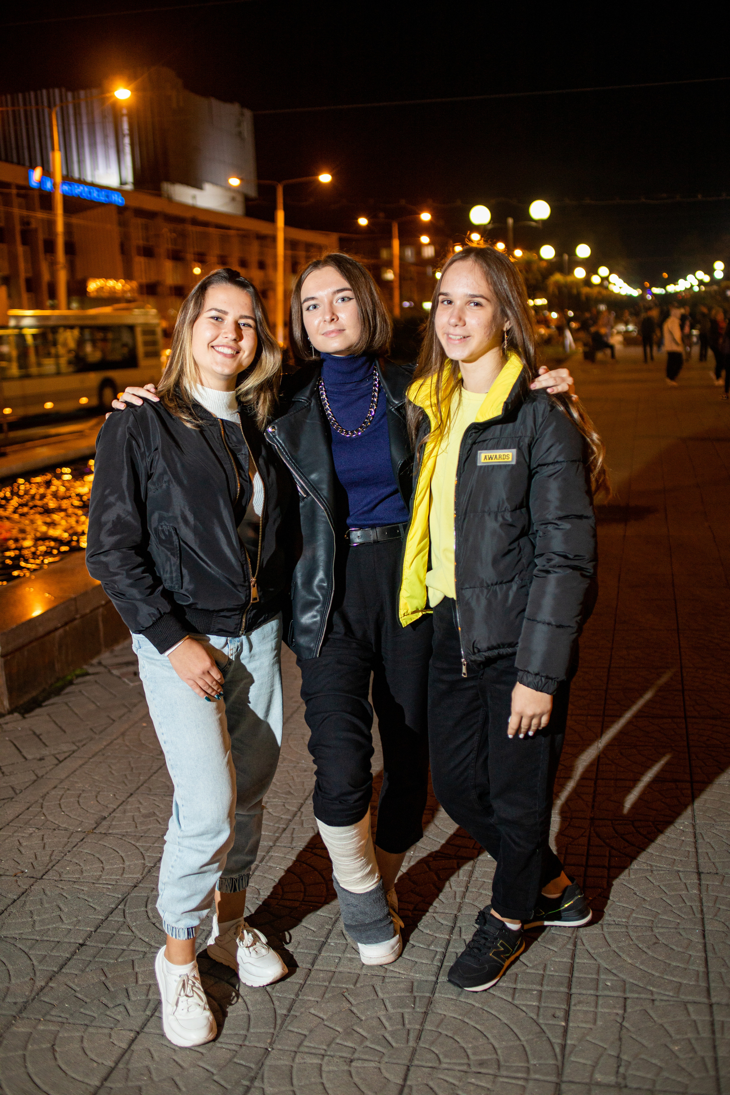 Ночная съемка 11-Б, школа № 3 г.Вольнянск. Фотограф Катерина Ковальчук