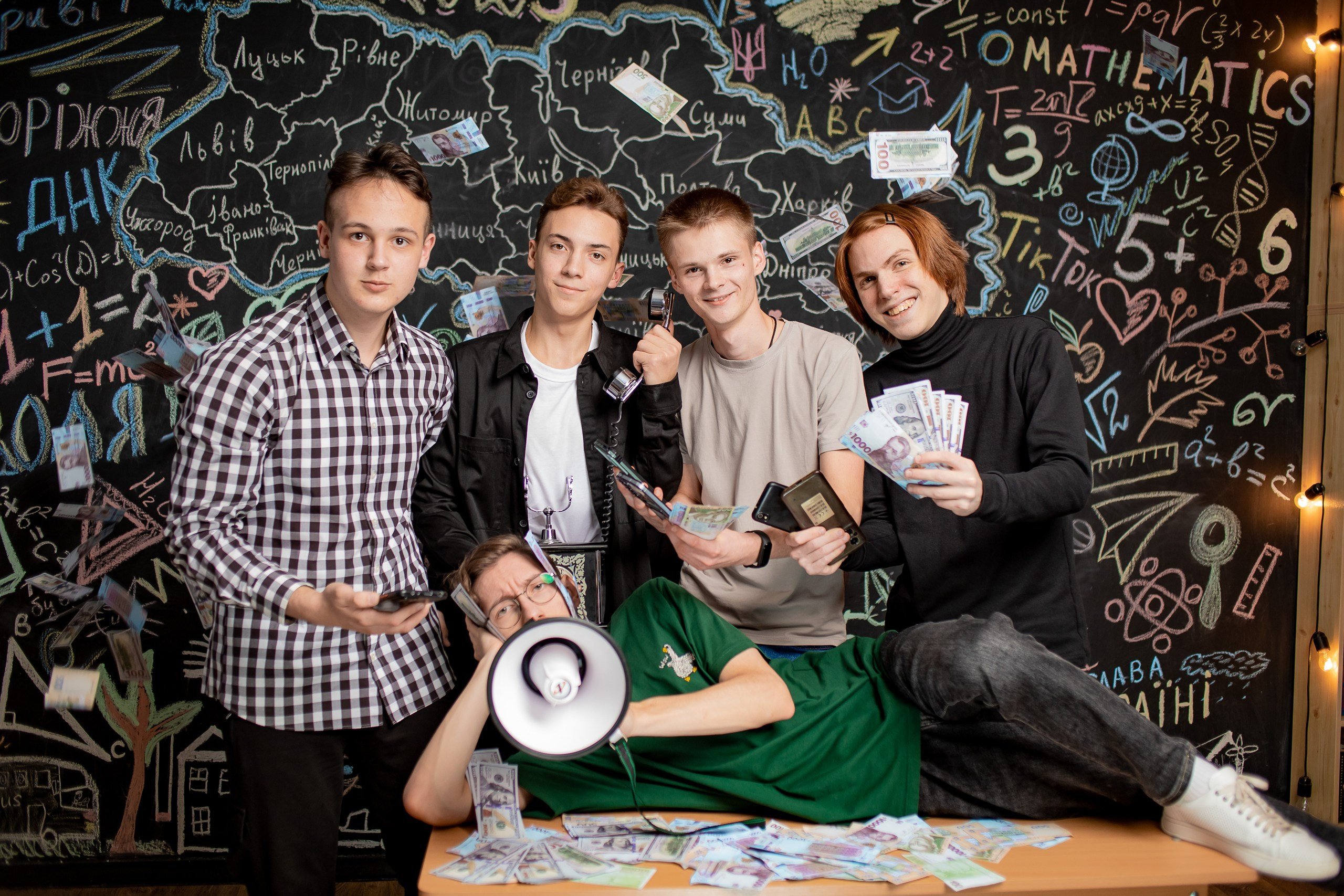 Шкільна студійна зйомка. Фотограф Катерина Ковальчук