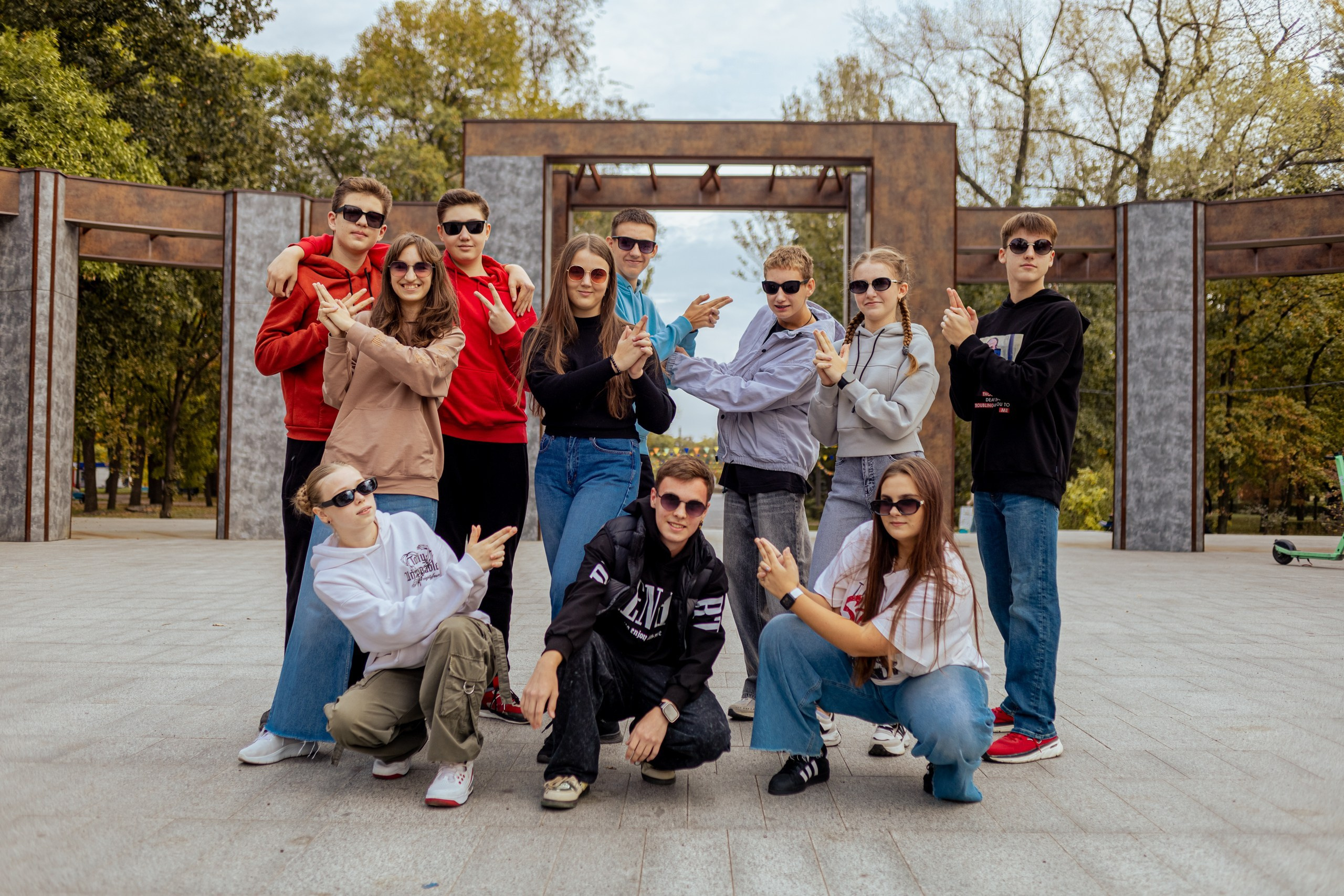 Вулична зйомка школярів (Дубова роща). Фотограф Катерина Ковальчук