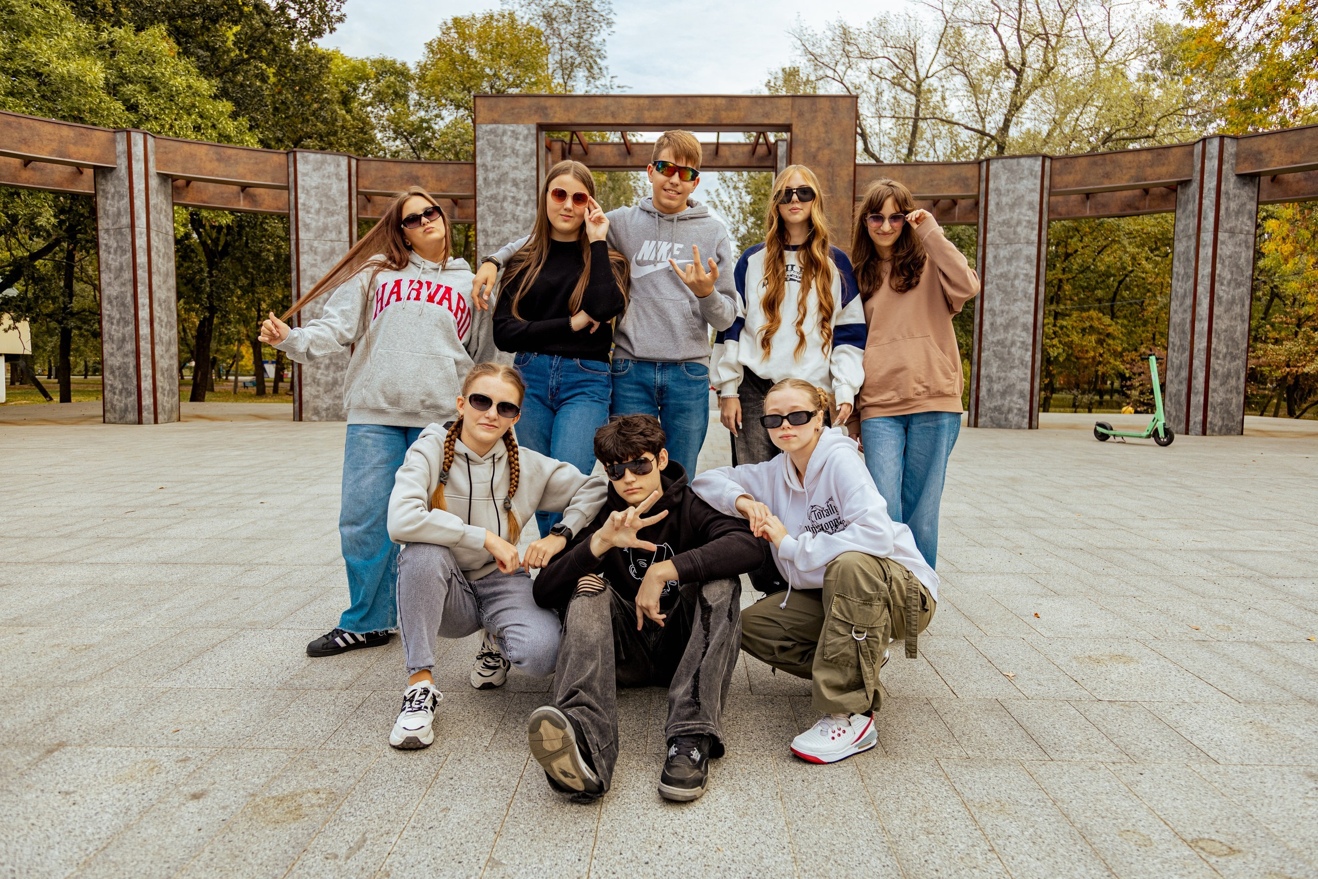 Вулична зйомка школярів (Дубова роща). Фотограф Катерина Ковальчук