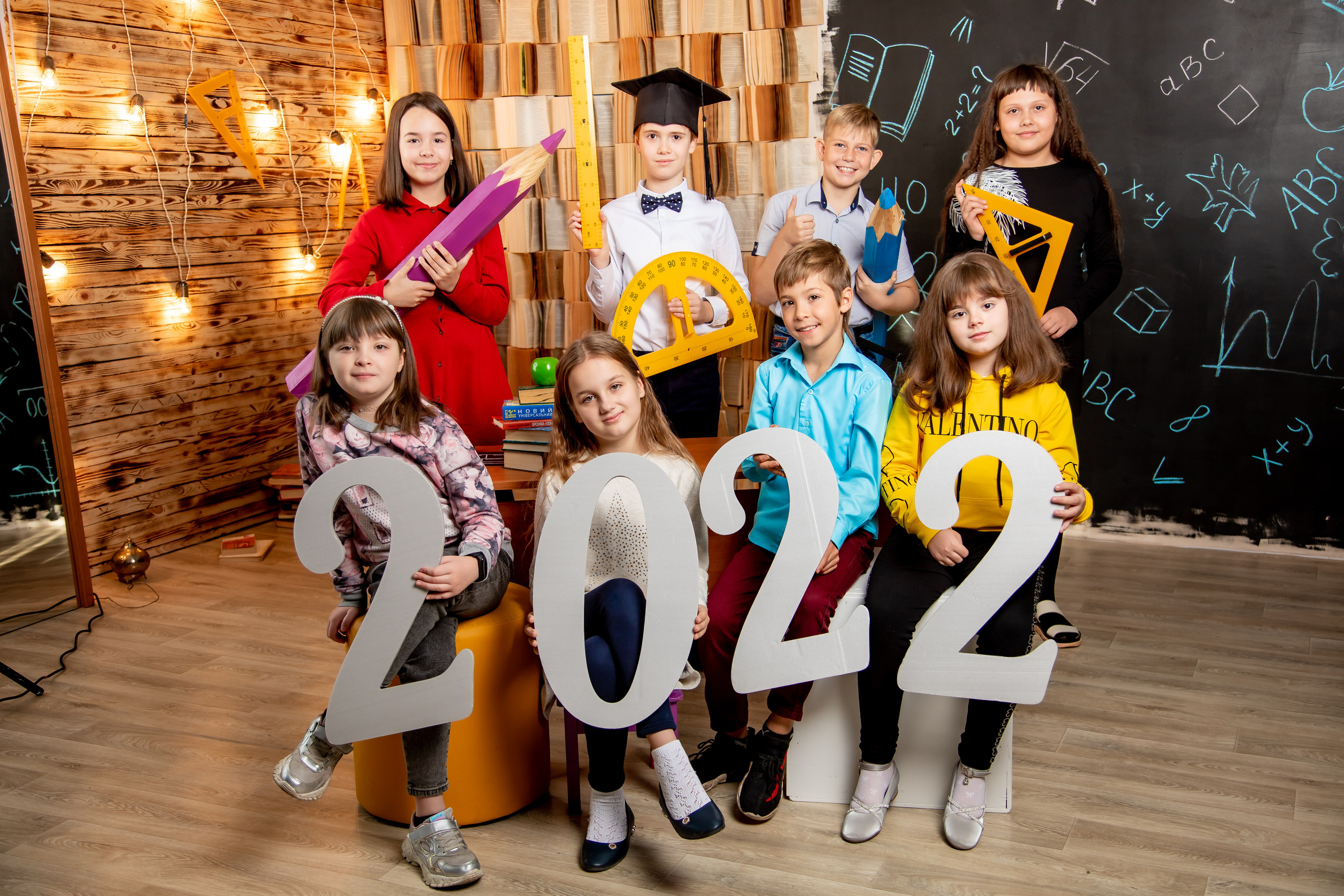 Шкільна студійна зйомка. Фотограф Катерина Ковальчук