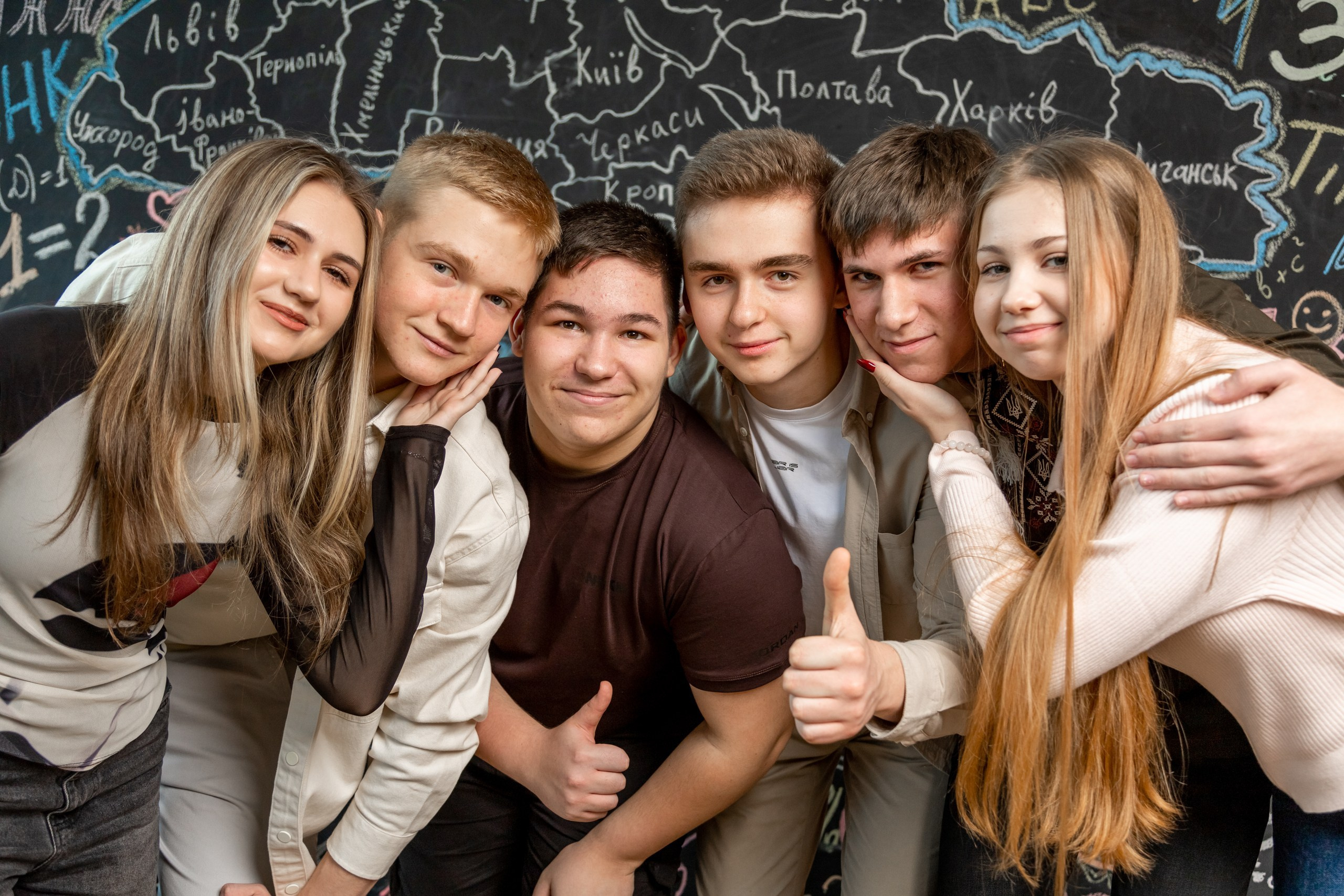 Шкільна студійна зйомка. Фотограф Катерина Ковальчук