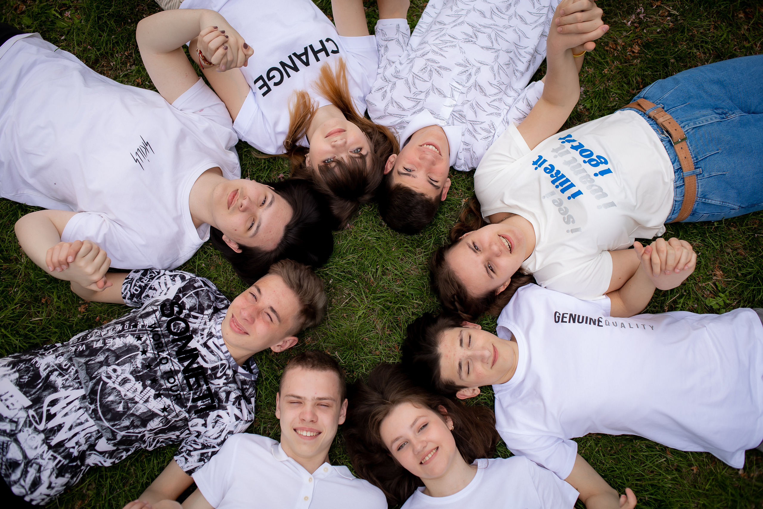 Вулична зйомка школярів (Дубова роща). Фотограф Катерина Ковальчук