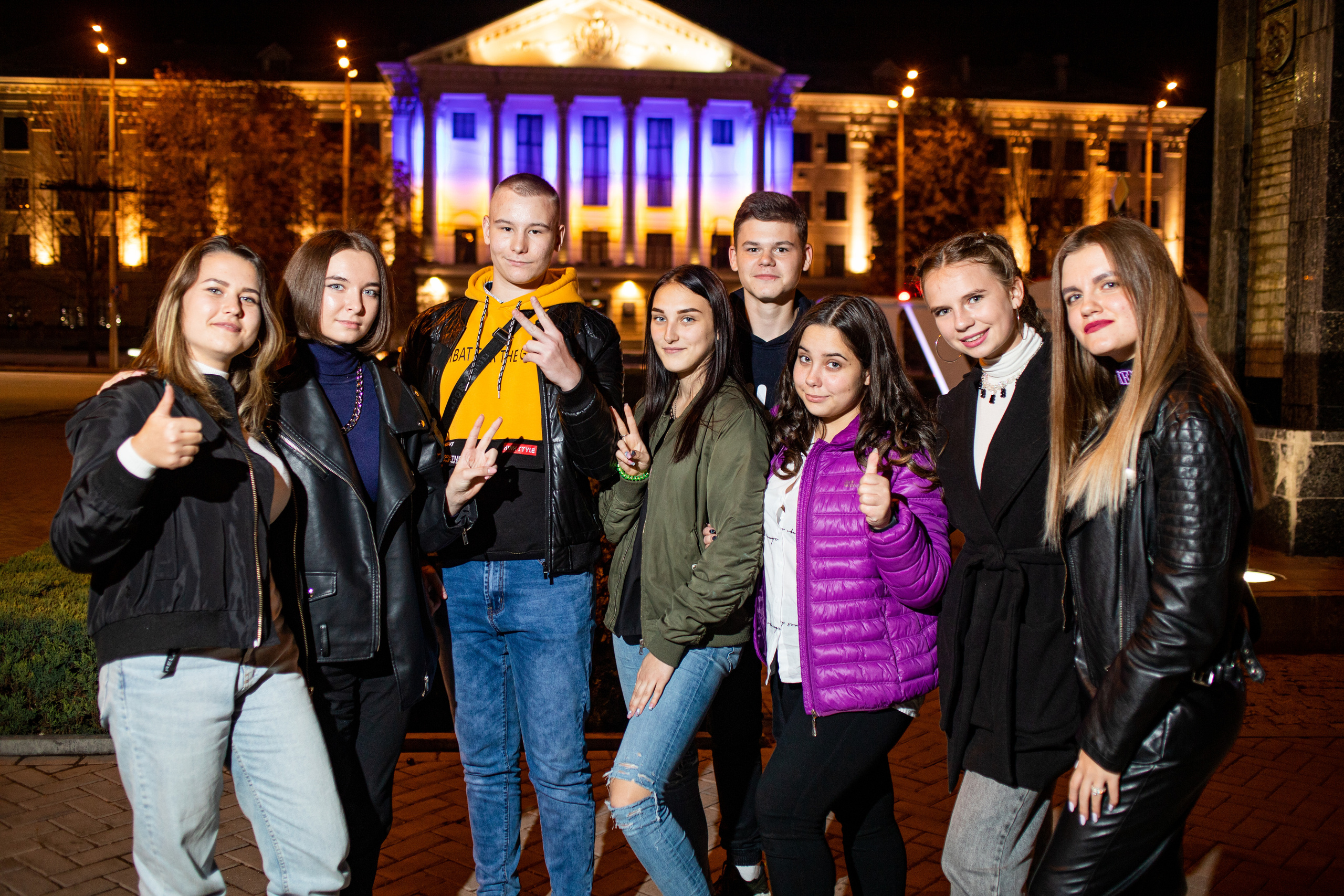 Ночная съемка 11-Б, школа № 3 г.Вольнянск. Фотограф Катерина Ковальчук