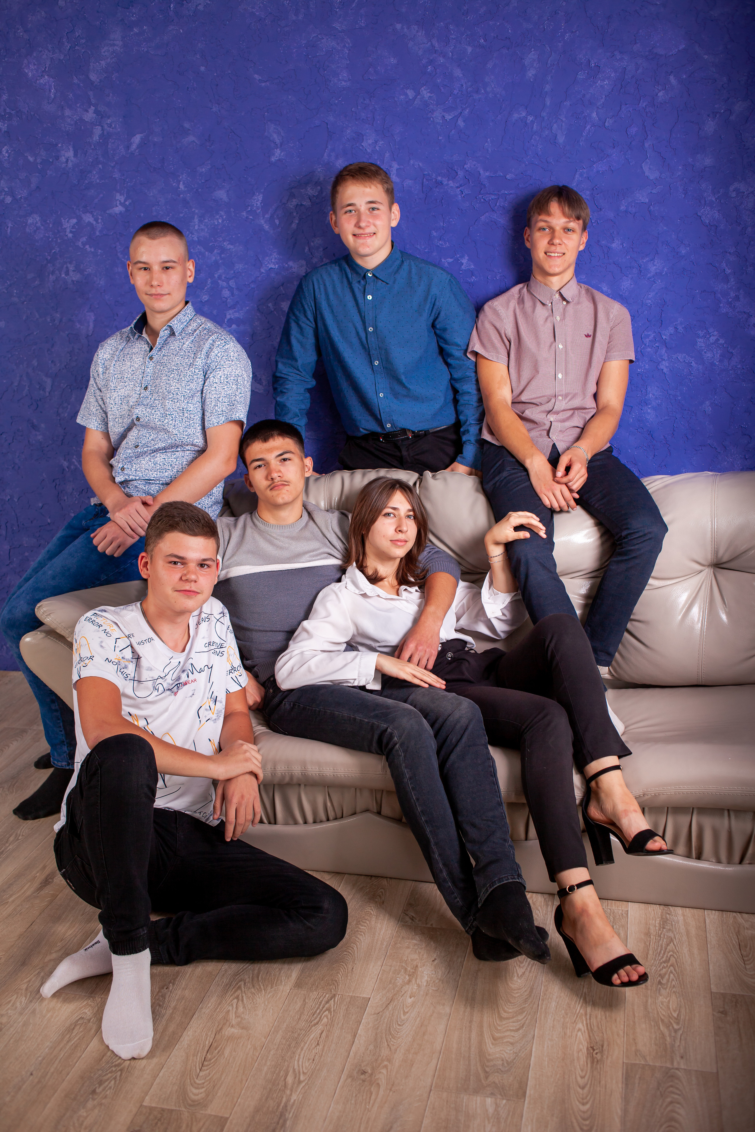 Шкільна студійна зйомка. Фотограф Катерина Ковальчук