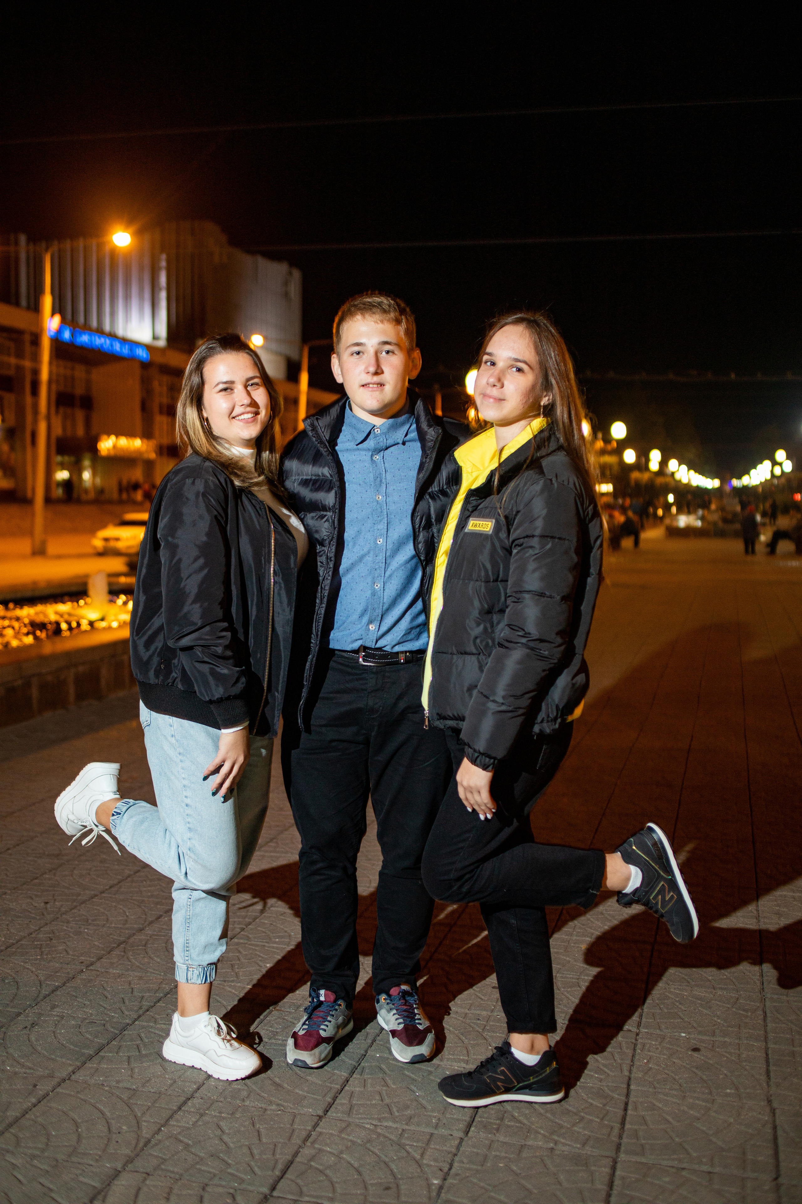 Ночная съемка 11-Б, школа № 3 г.Вольнянск. Фотограф Катерина Ковальчук