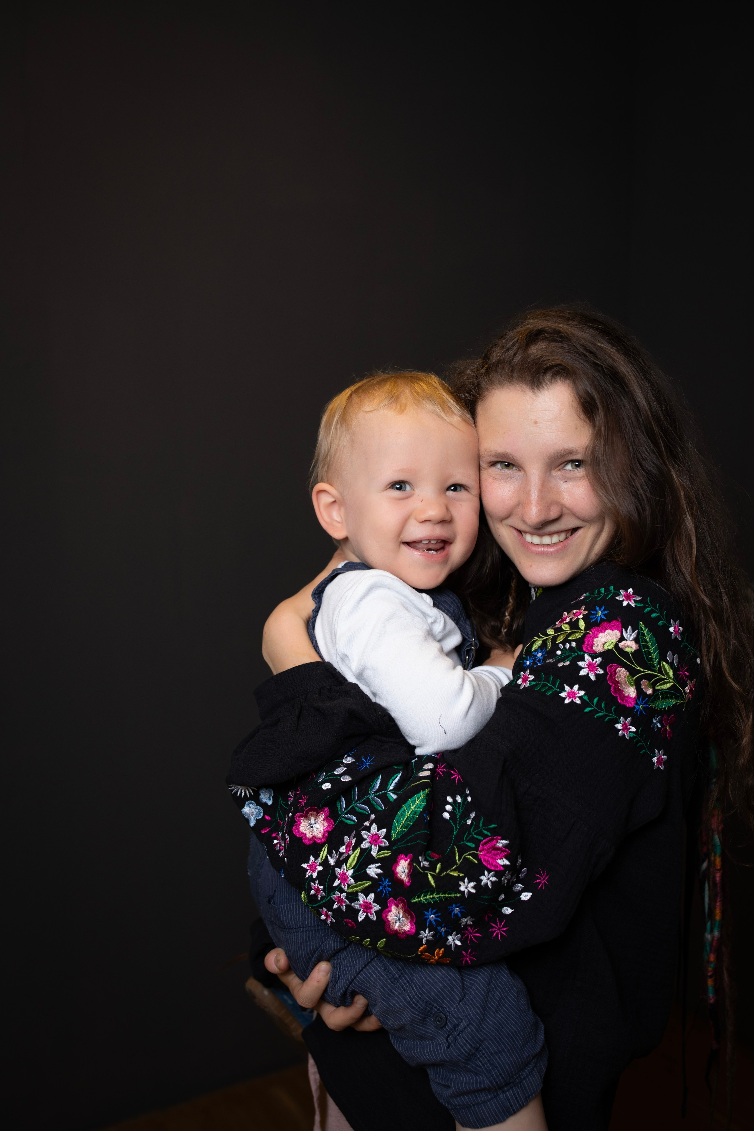 Фото проект «День Вишиванки в Українському Домі». Наталя Твердохліб - дитячий та сімейний фотограф в Дрездені, Німеччина