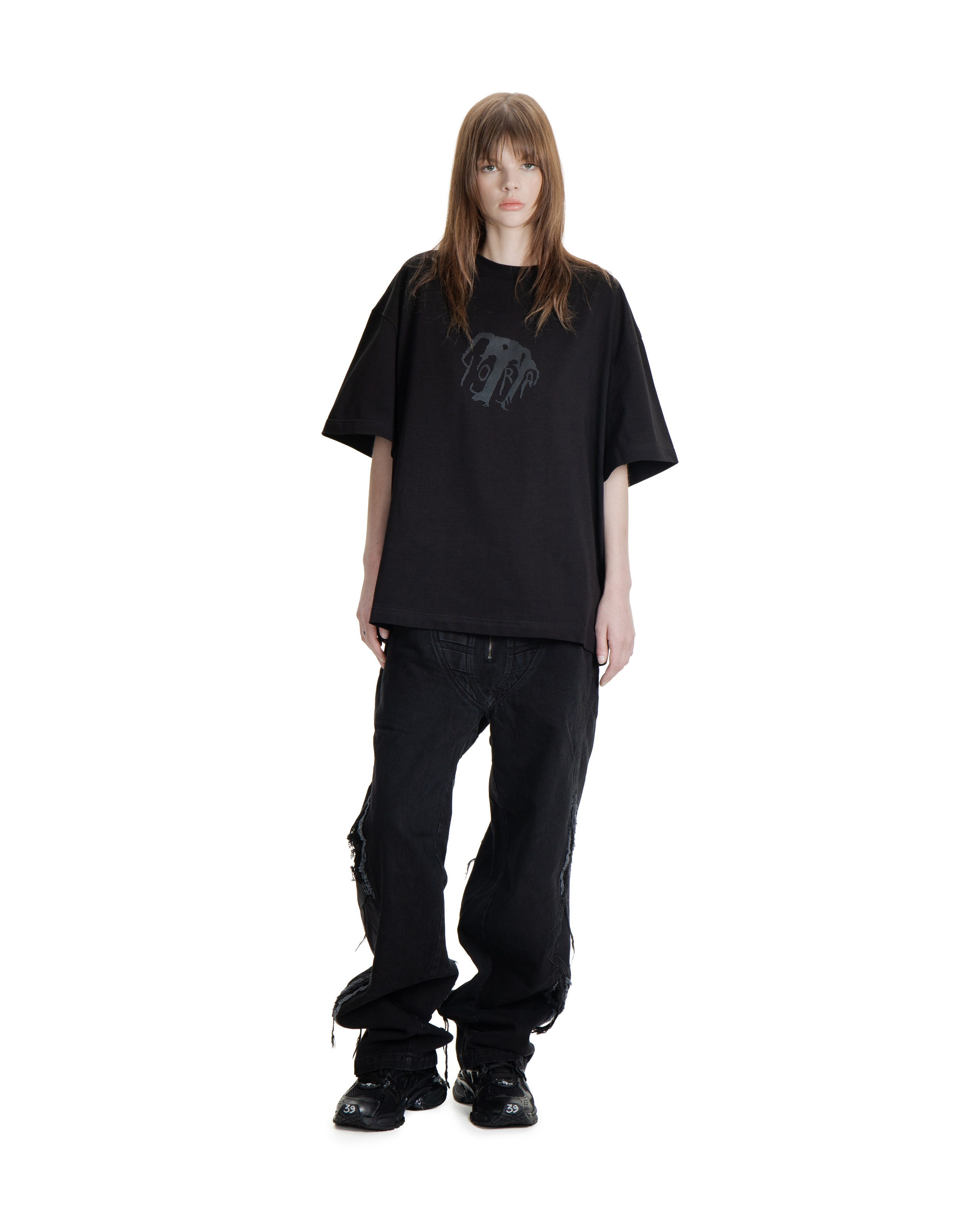 Yora Lookbook. Fotograf Mody Warszawa | MOKS — 3D Artist & Creative Director