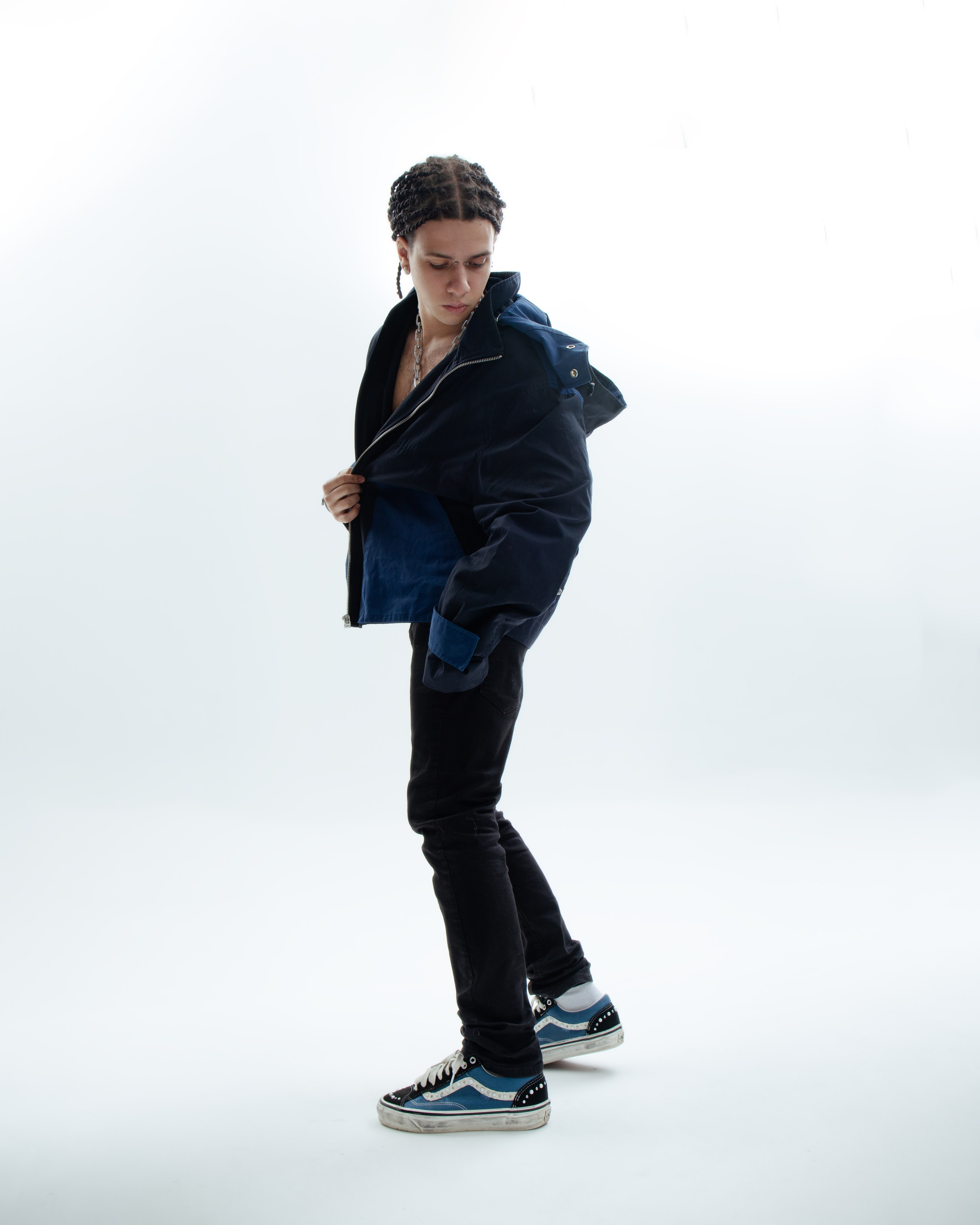 Radik. Photographe Varsovie | MOKS — Artiste 3D & Directeur Créatif