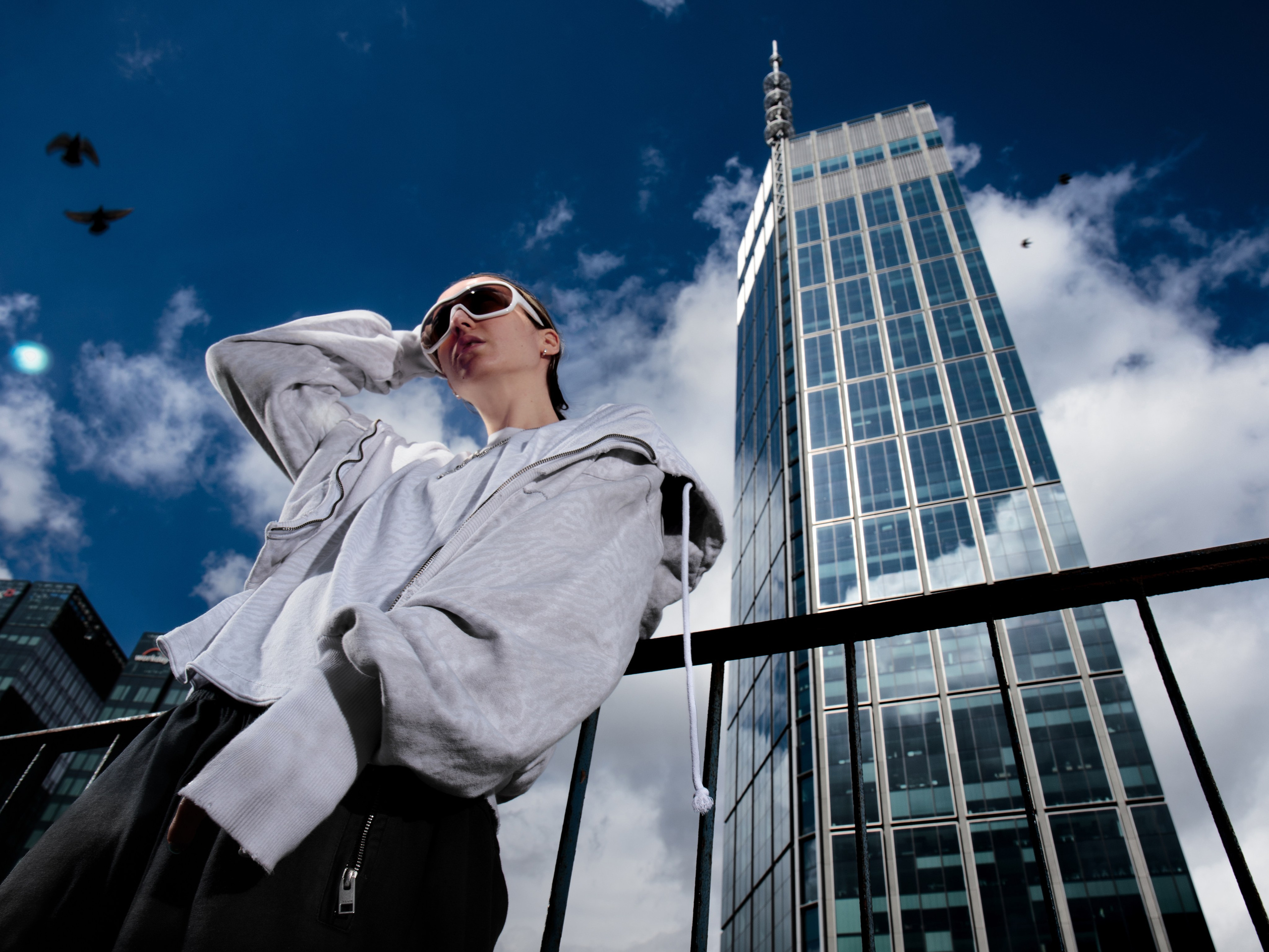 WiFi. Fotograf Warszawa | MOKS — 3D Artist & Dyrektor Kreatywny