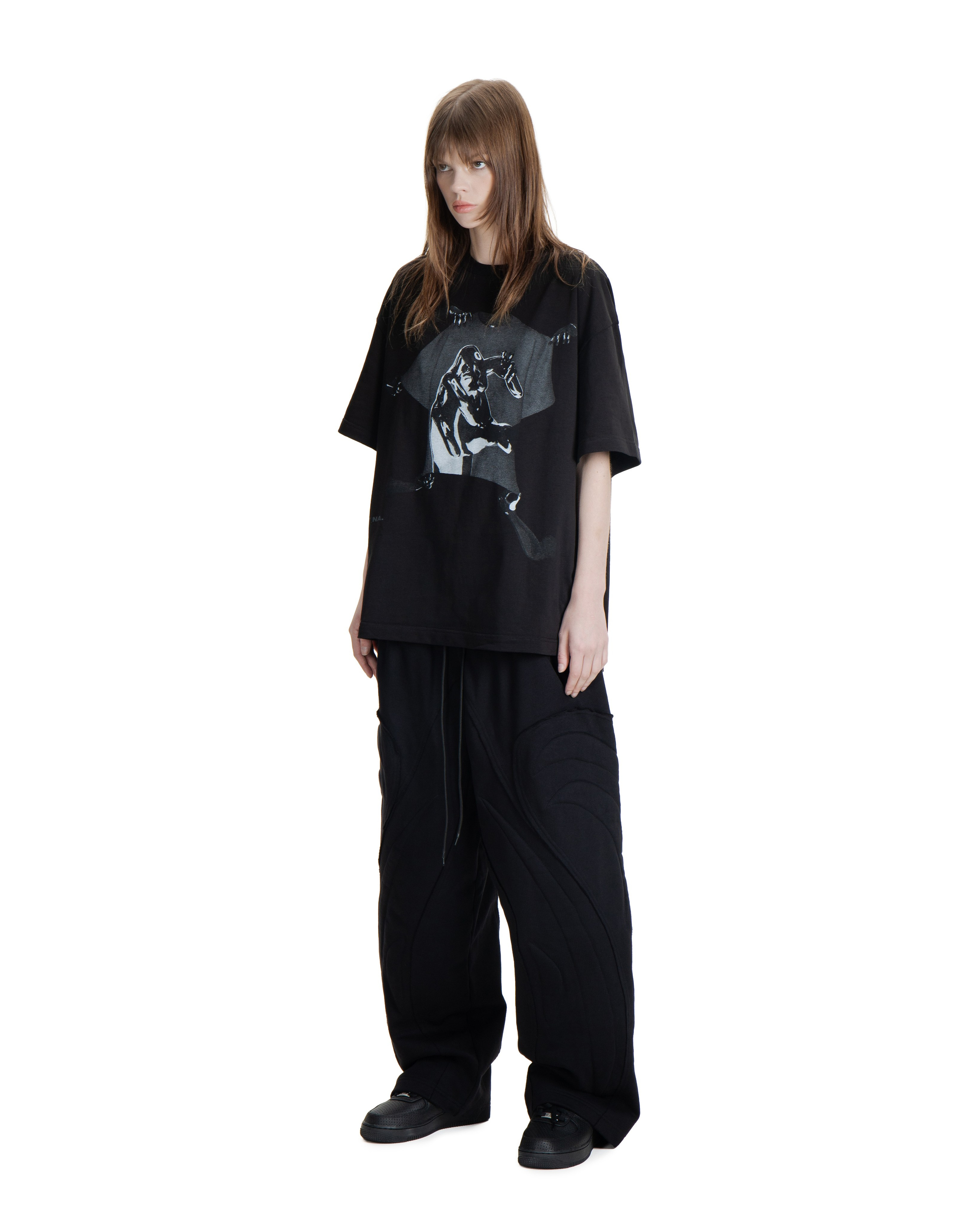 Yora Lookbook. Fotograf Mody Warszawa | MOKS — 3D Artist & Creative Director