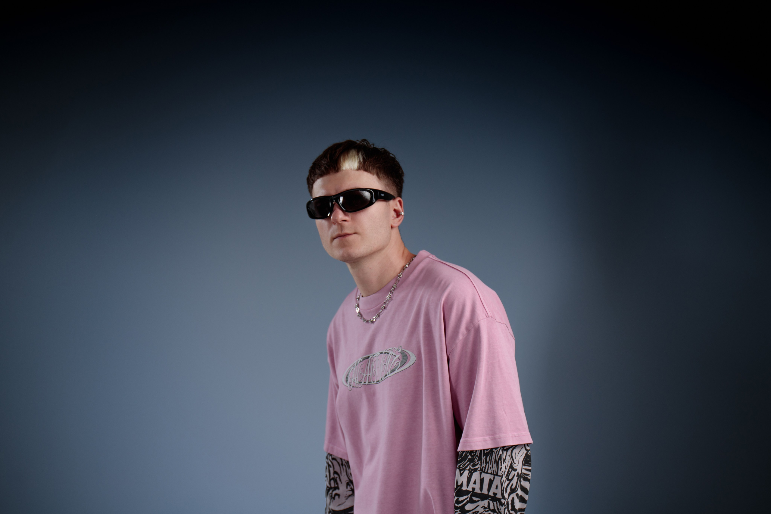 Andrii. Photographer Warsaw | MOKS — 3D Artist & Creative Director