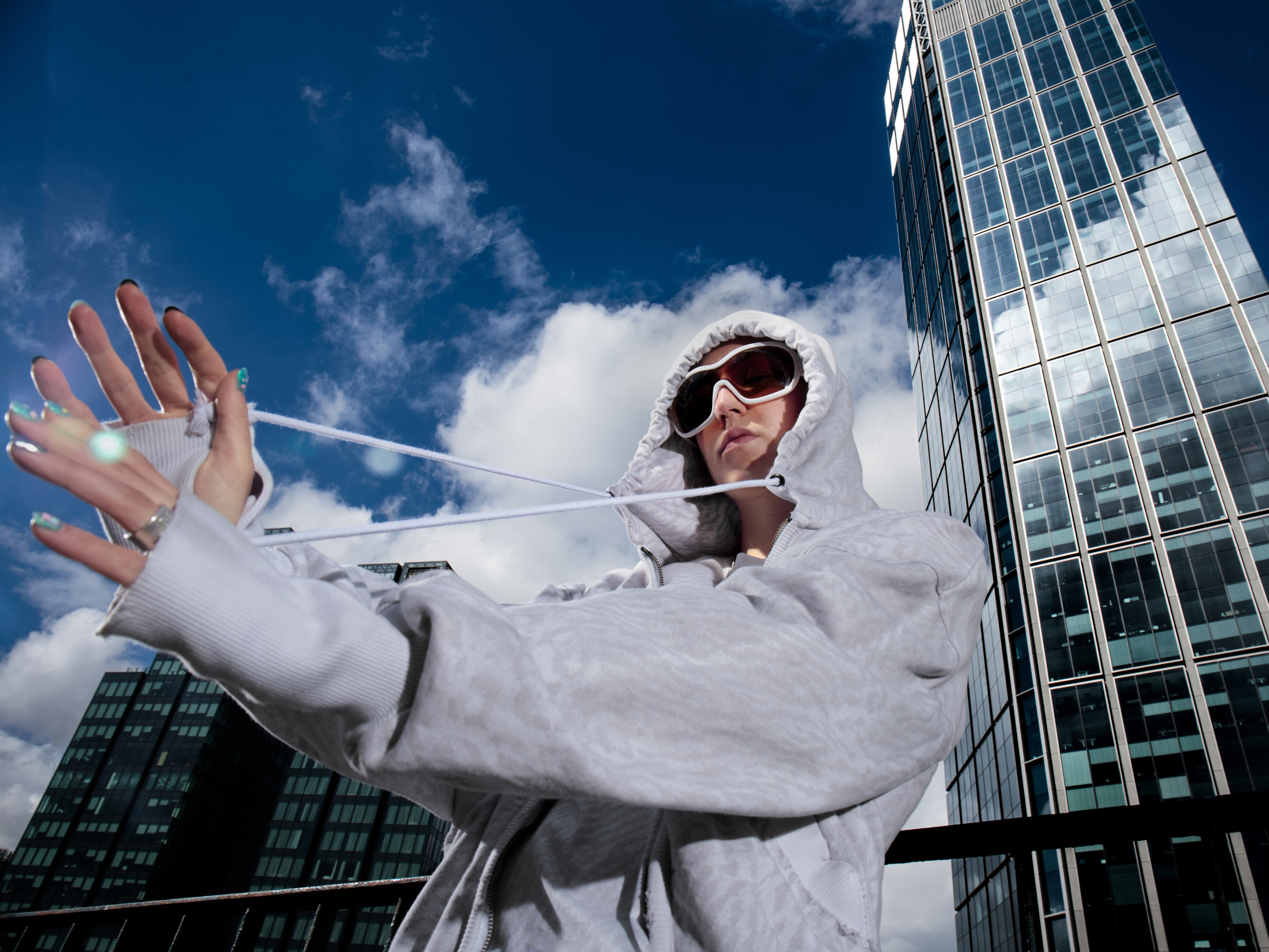 WiFi. Fotograf Warszawa | MOKS — 3D Artist & Dyrektor Kreatywny