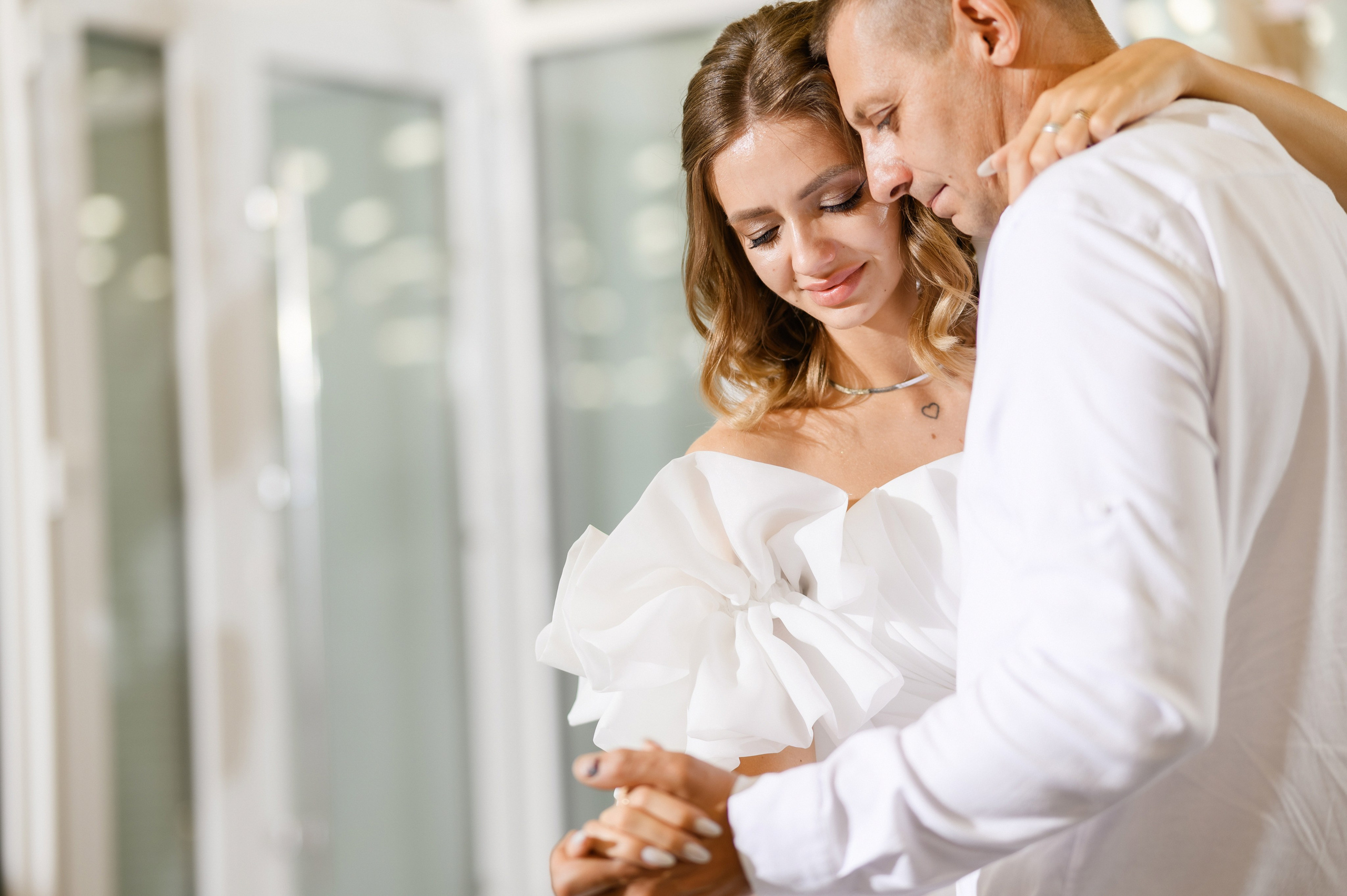 Heart in the palms. Fostik Alexander — photographer