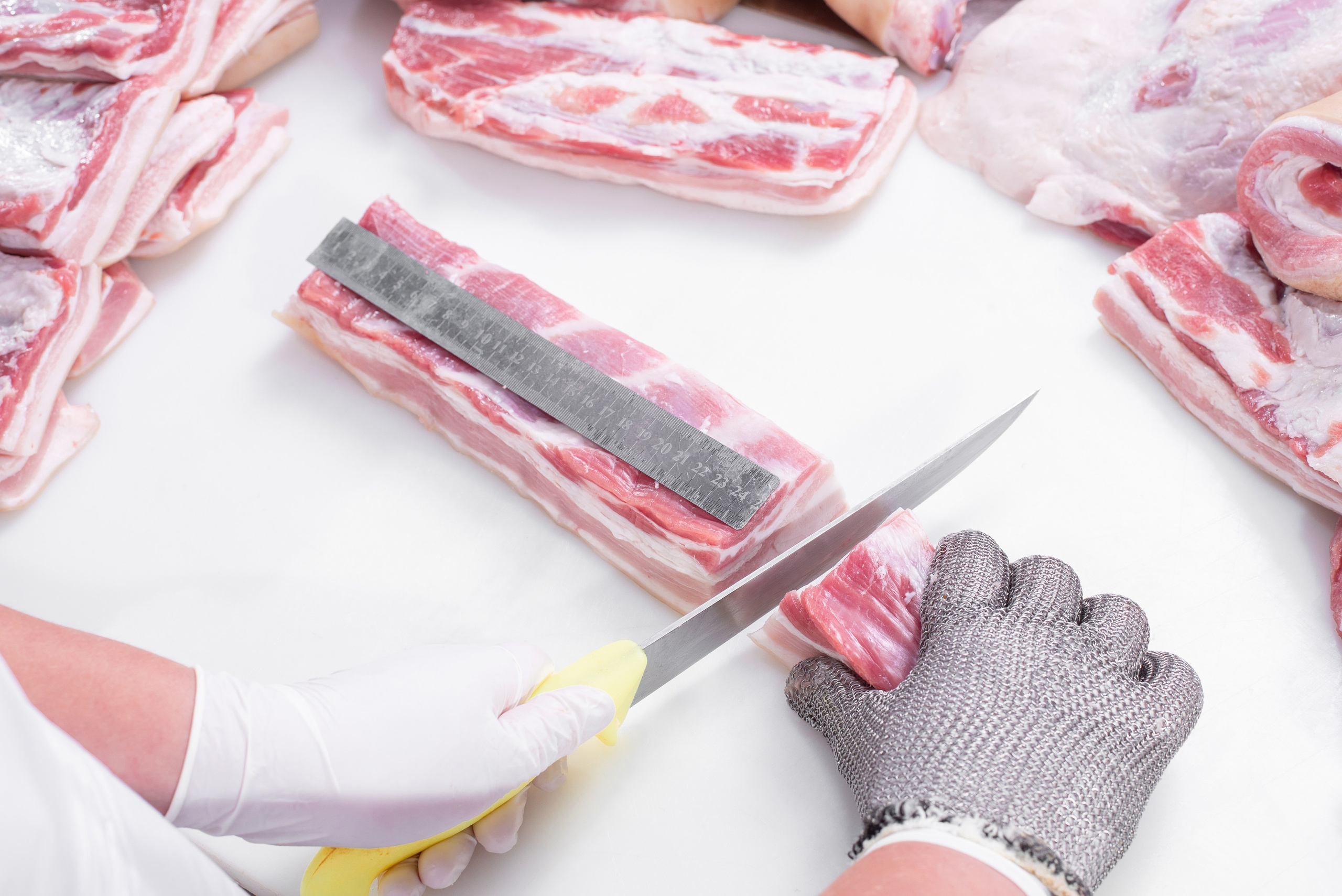 Мережа продуктових магазинів «Рідне Село». Фостик Олександр — фотограф