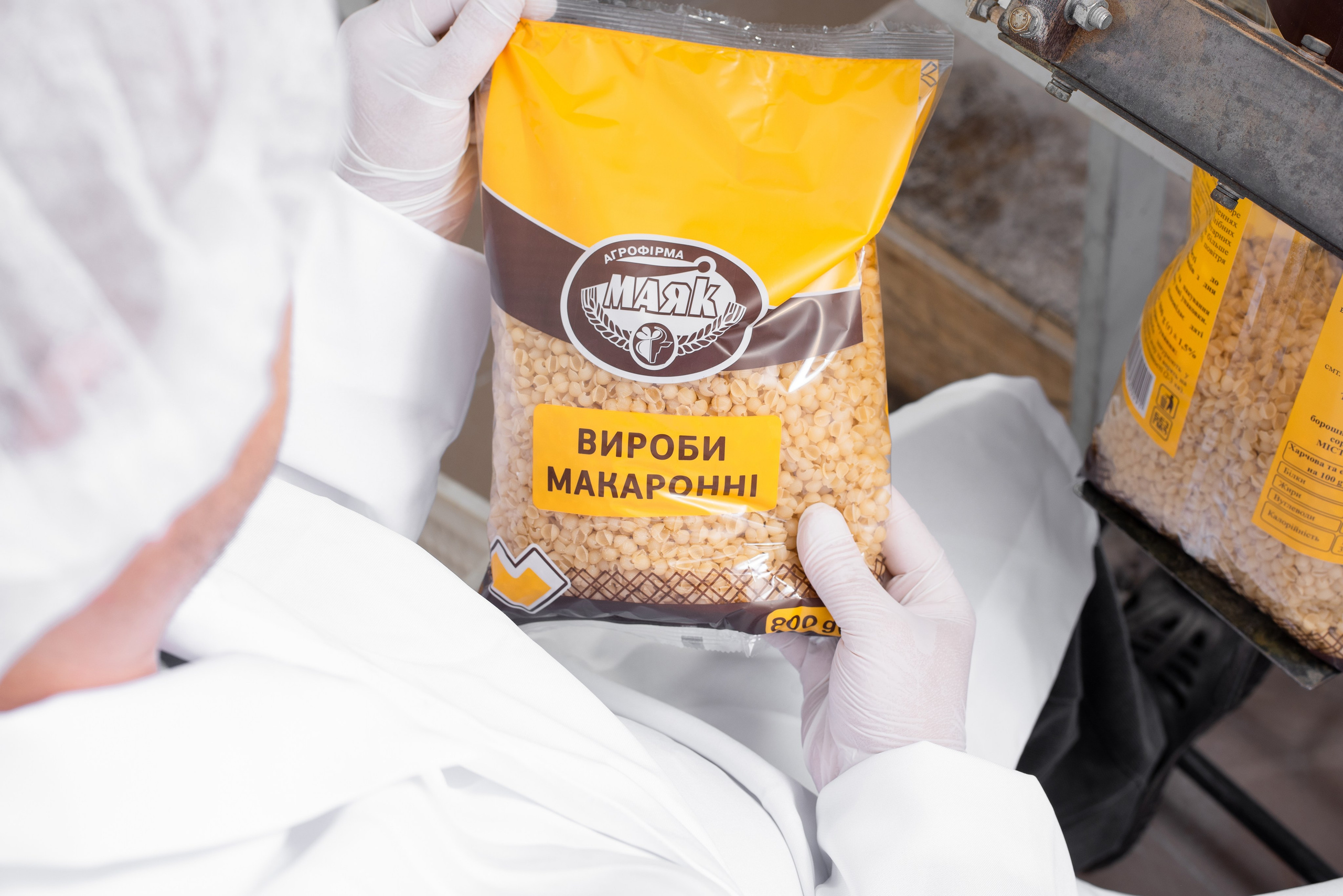 Мережа продуктових магазинів «Рідне Село». Фостик Олександр — фотограф