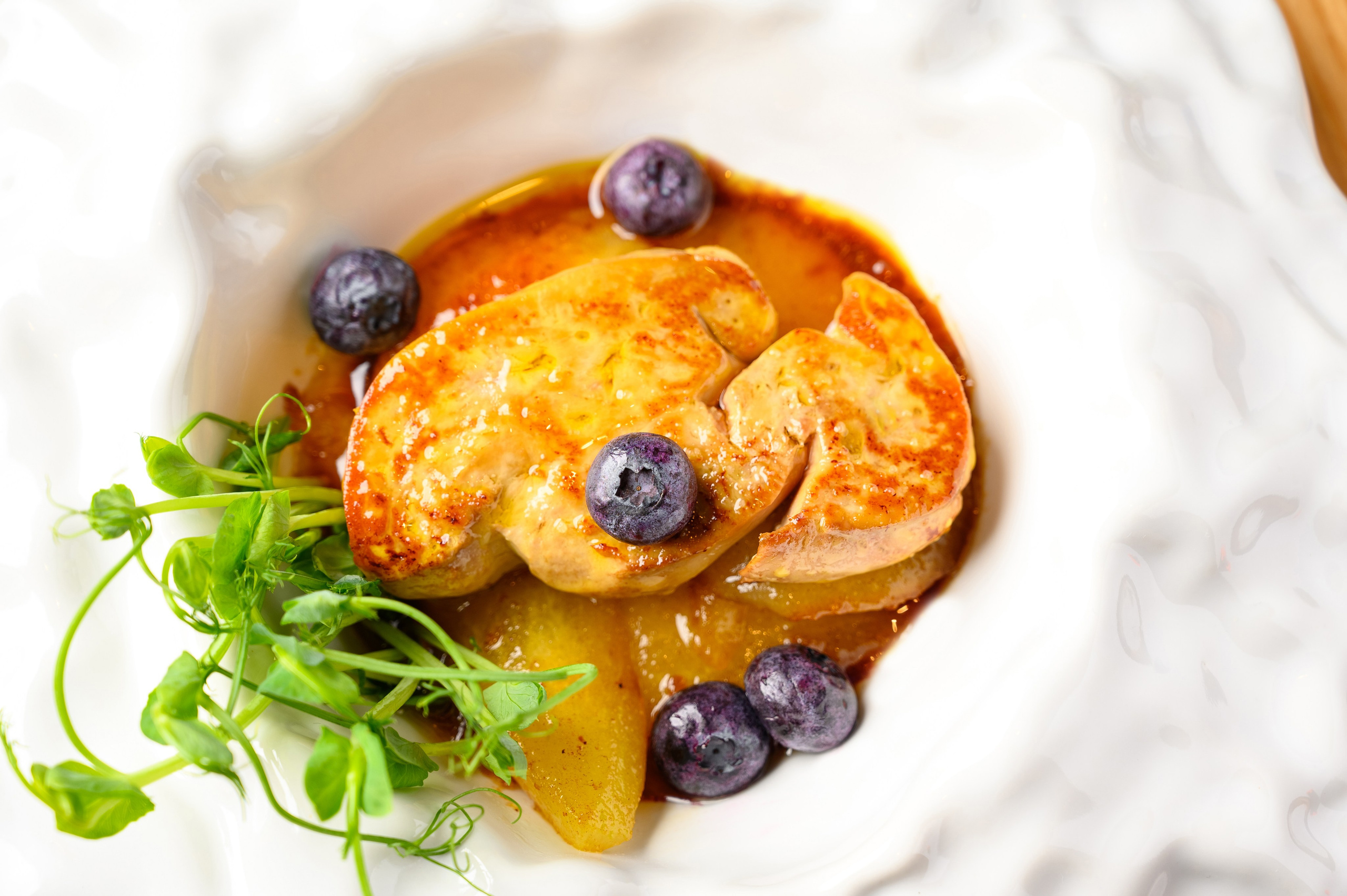 Restaurant “TAU”. Fostik Alexander — photographer