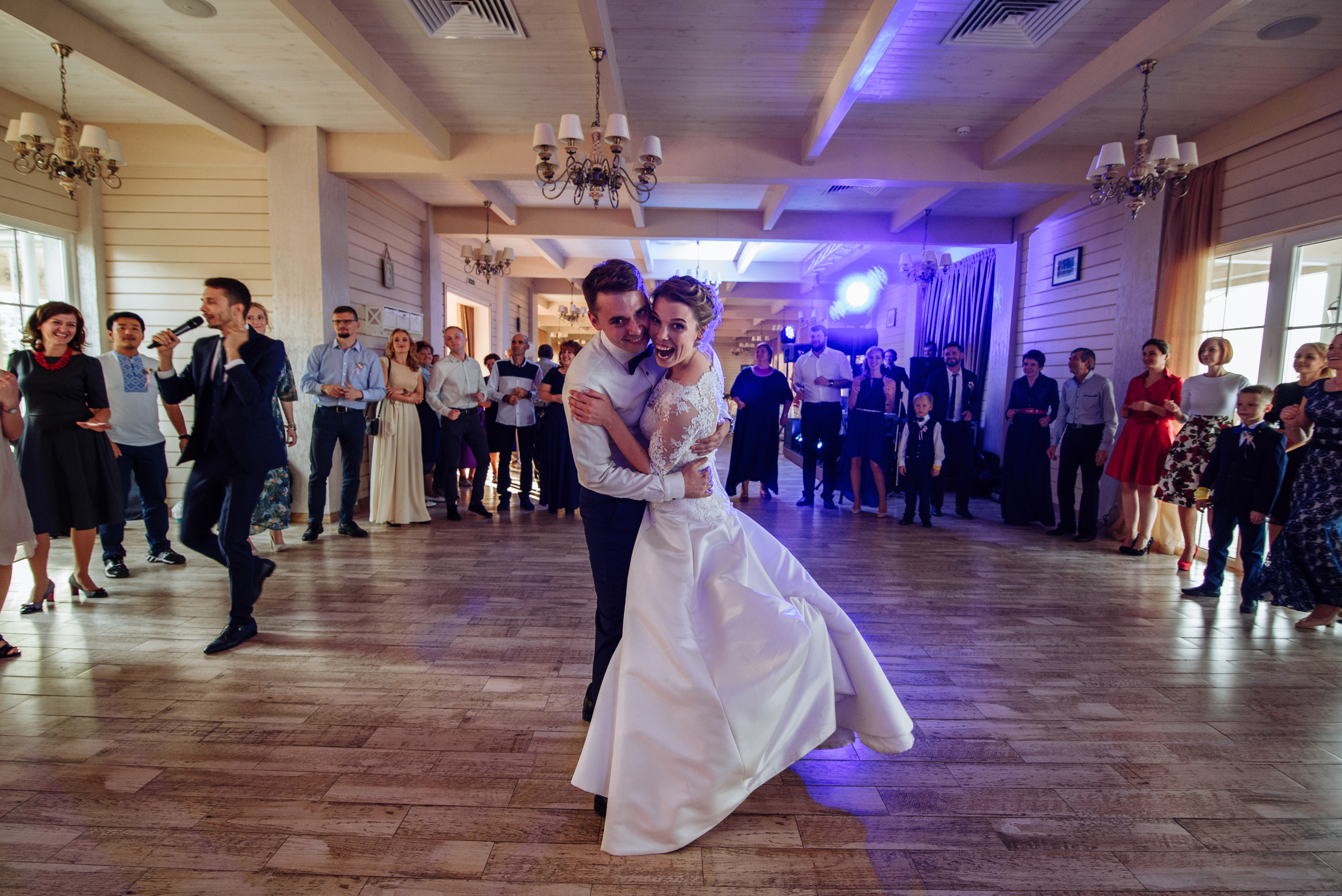 Laconic and elegant wedding. Fostik Alexander — photographer